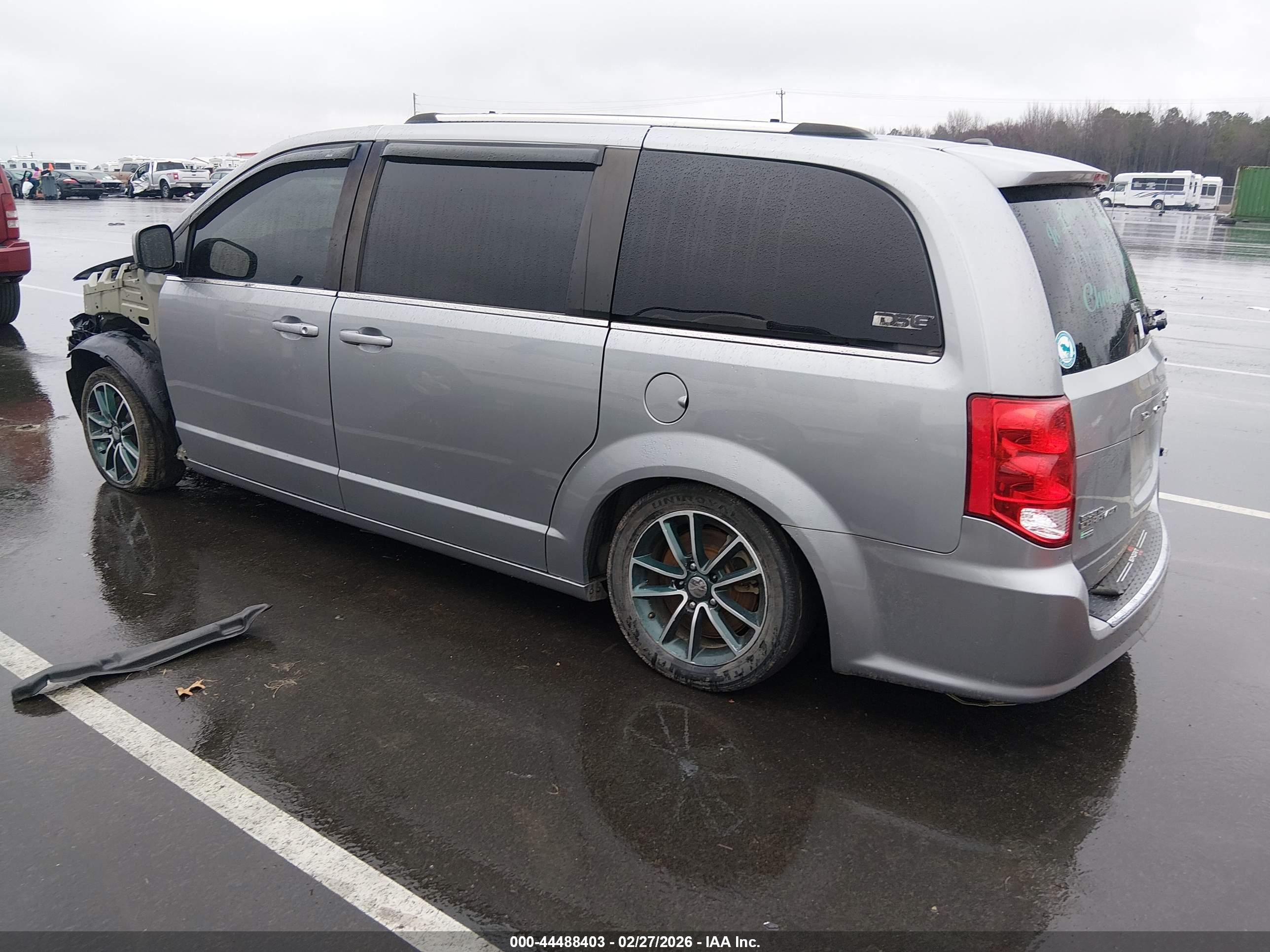 DODGE GRAND image 3