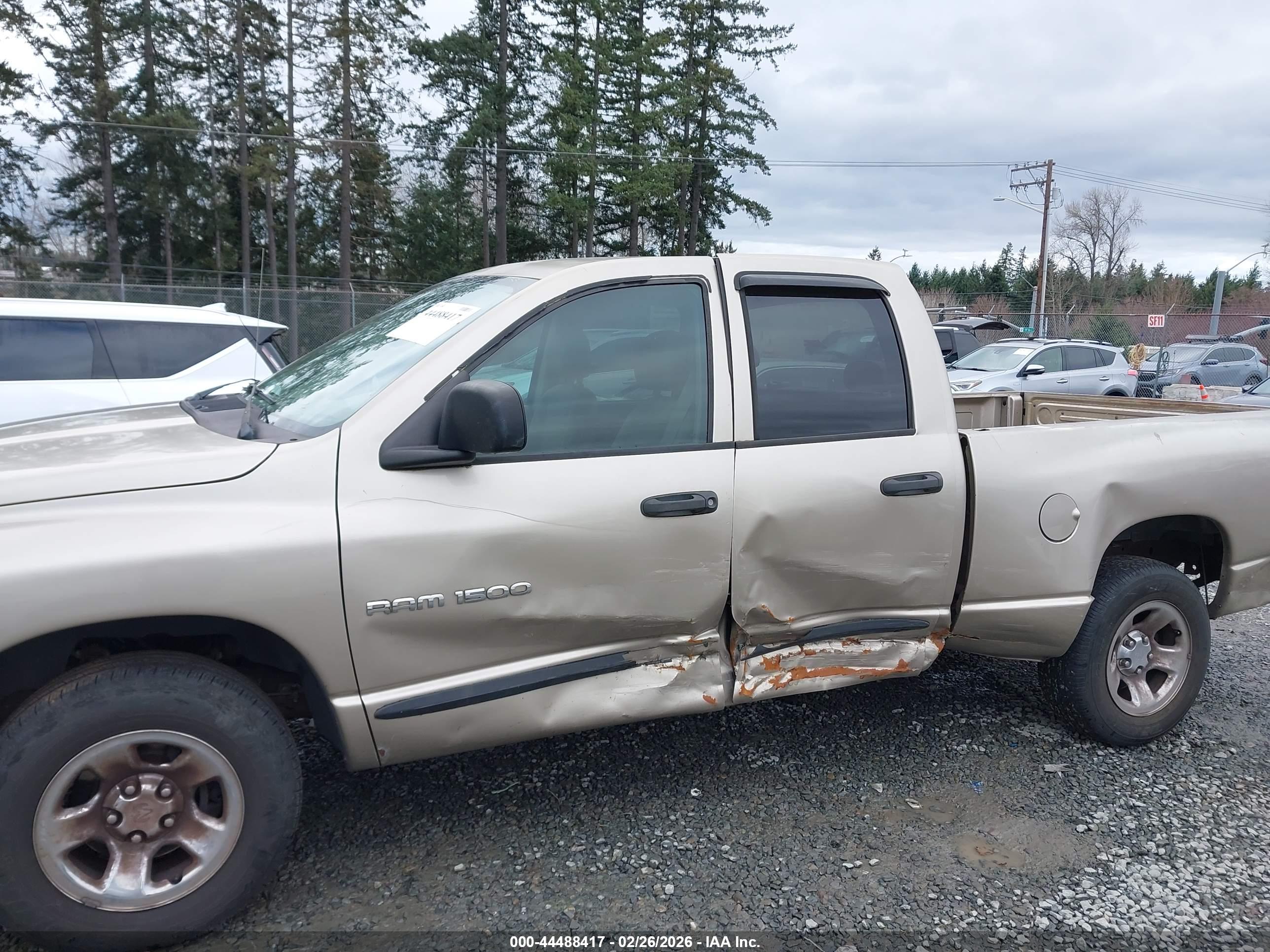 DODGE RAM image 6