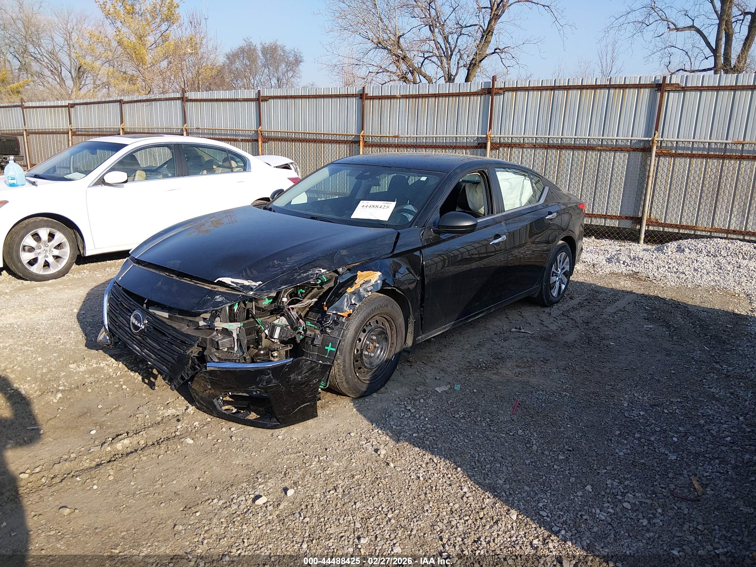 NISSAN ALTIMA image 2
