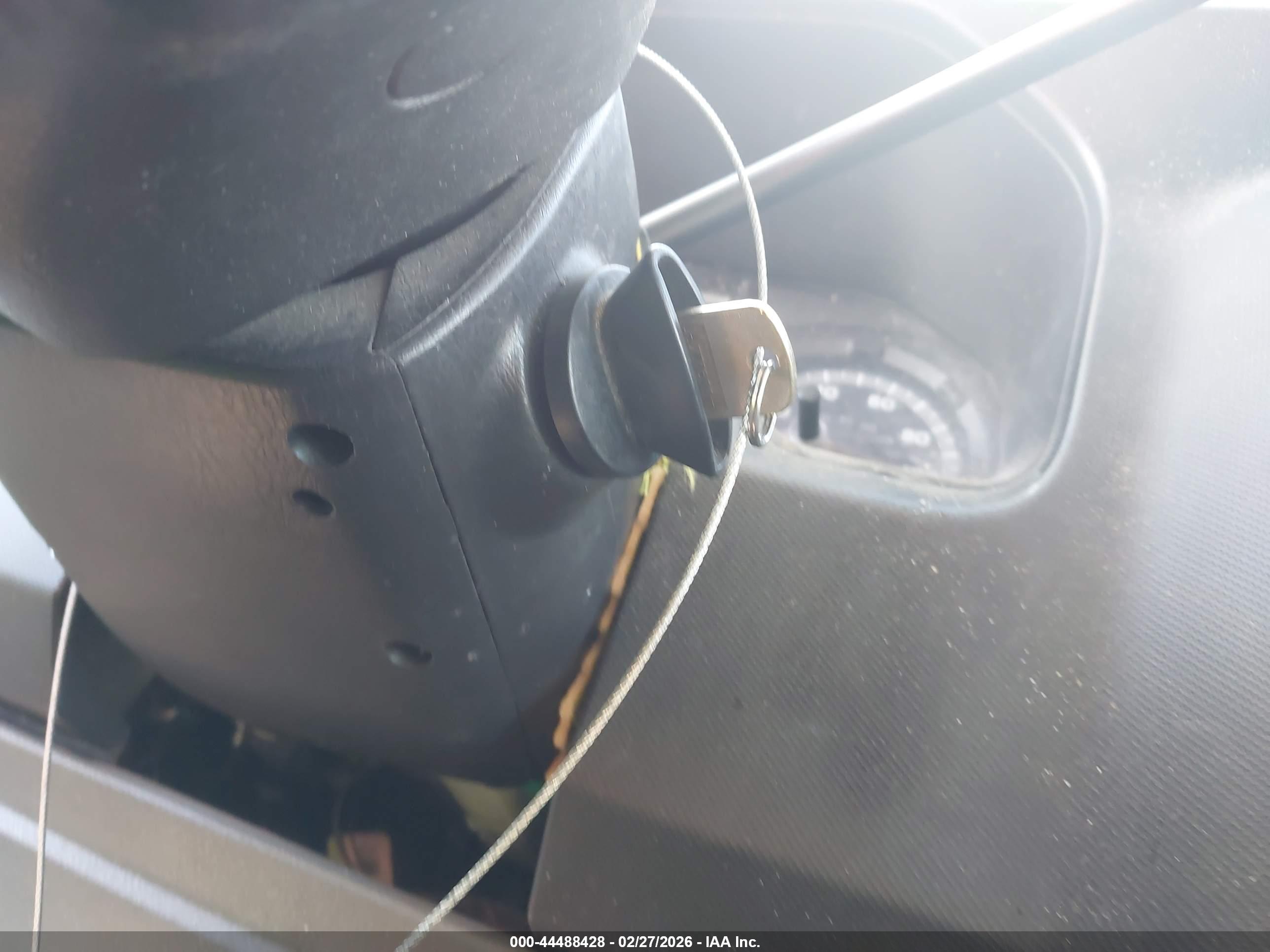 FORD E-350 image 11