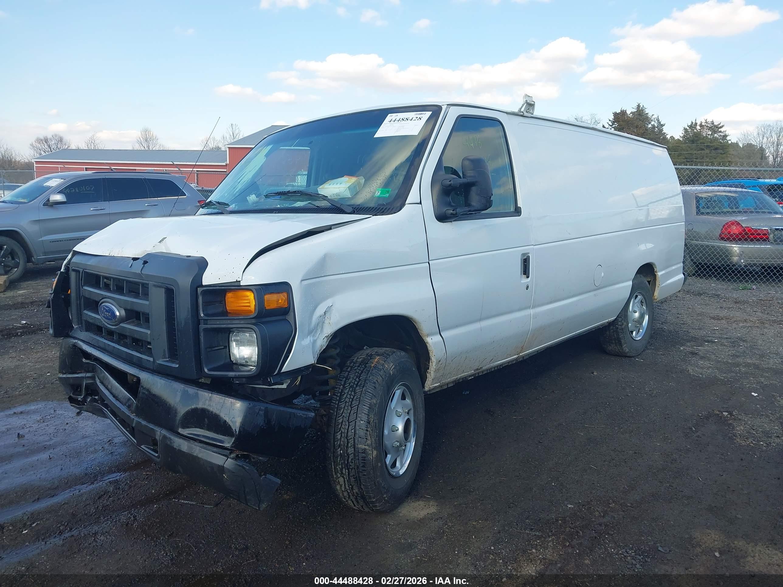 FORD E-350 image 2