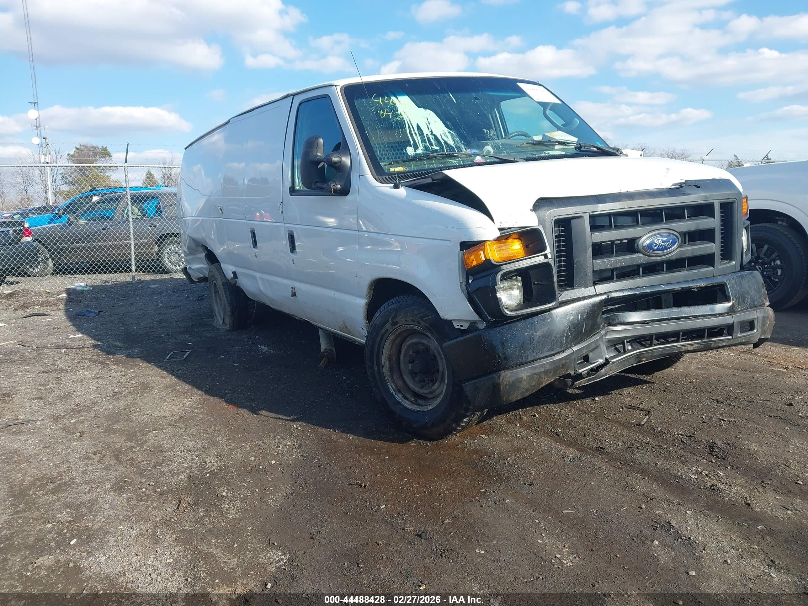 FORD E-350 image 6