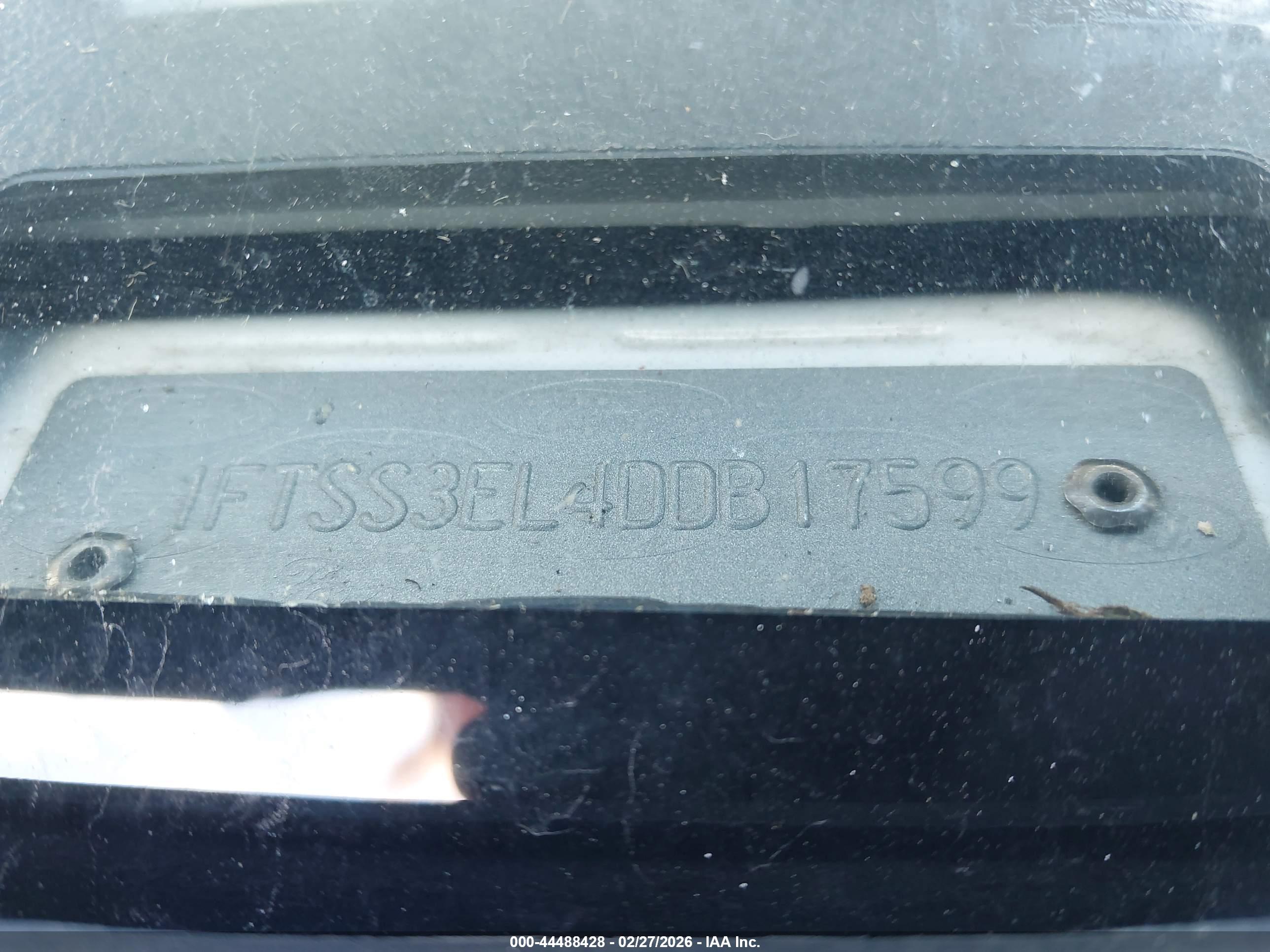FORD E-350 image 9