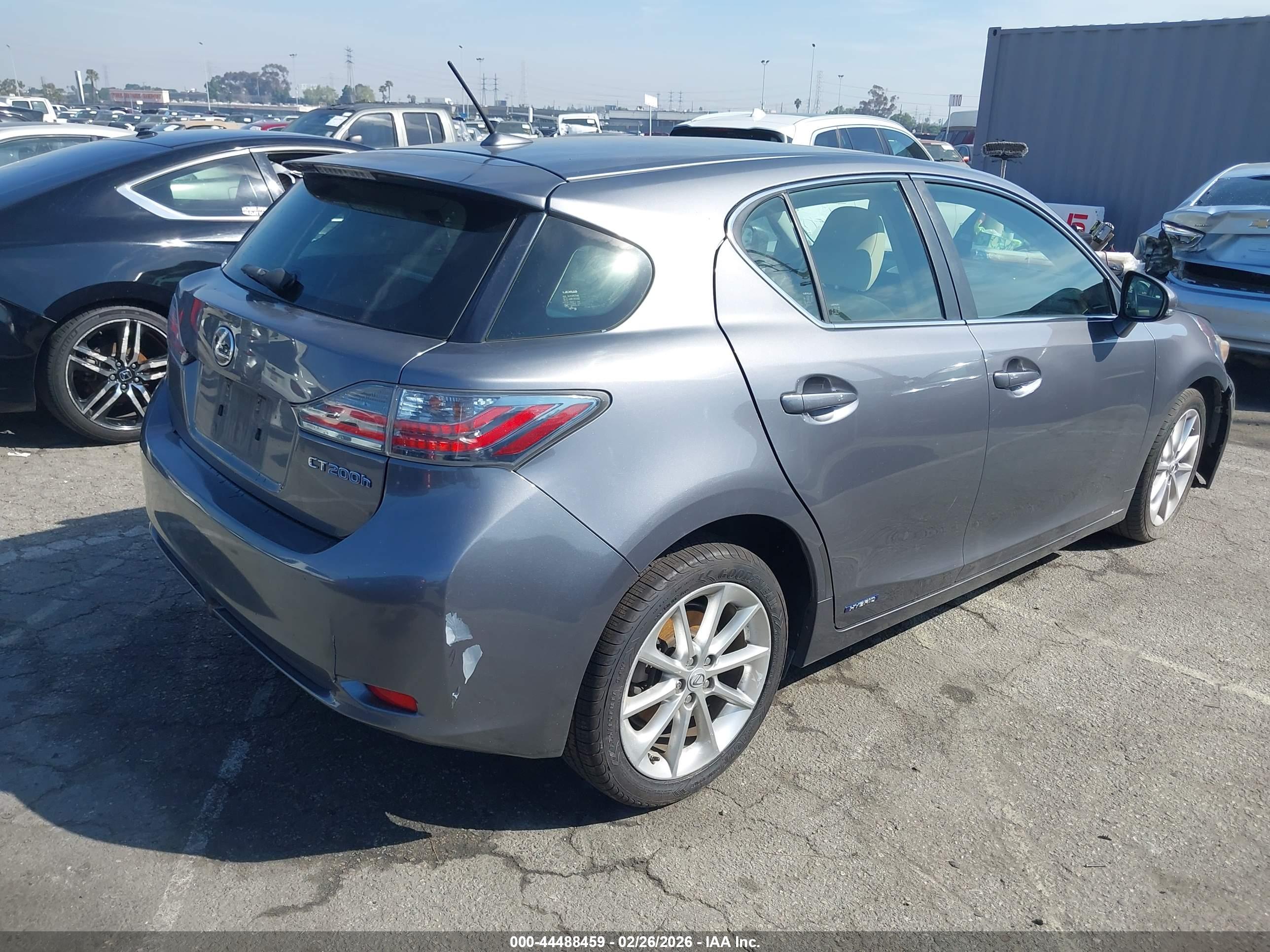 LEXUS CT image 4