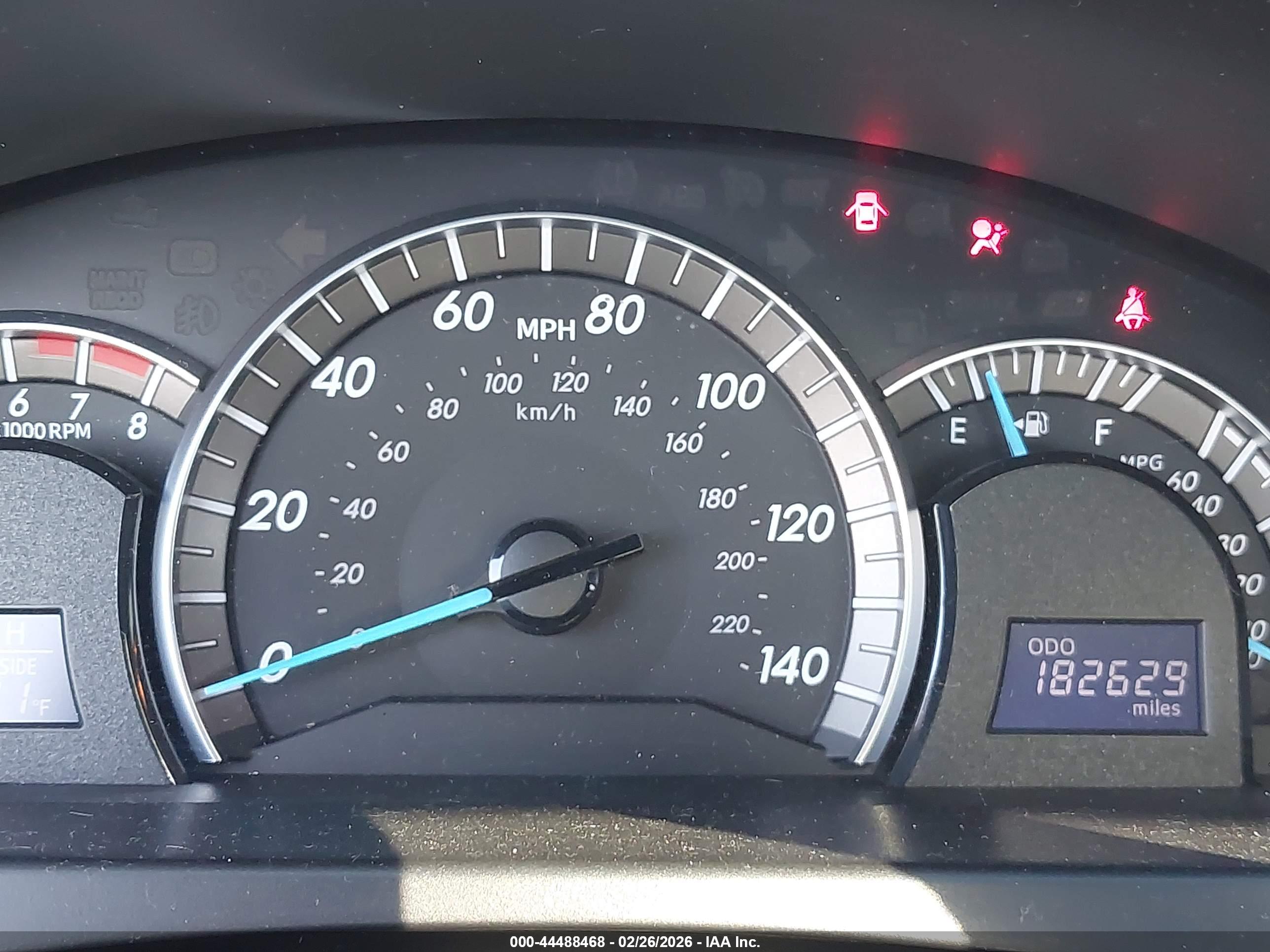 TOYOTA CAMRY image 7