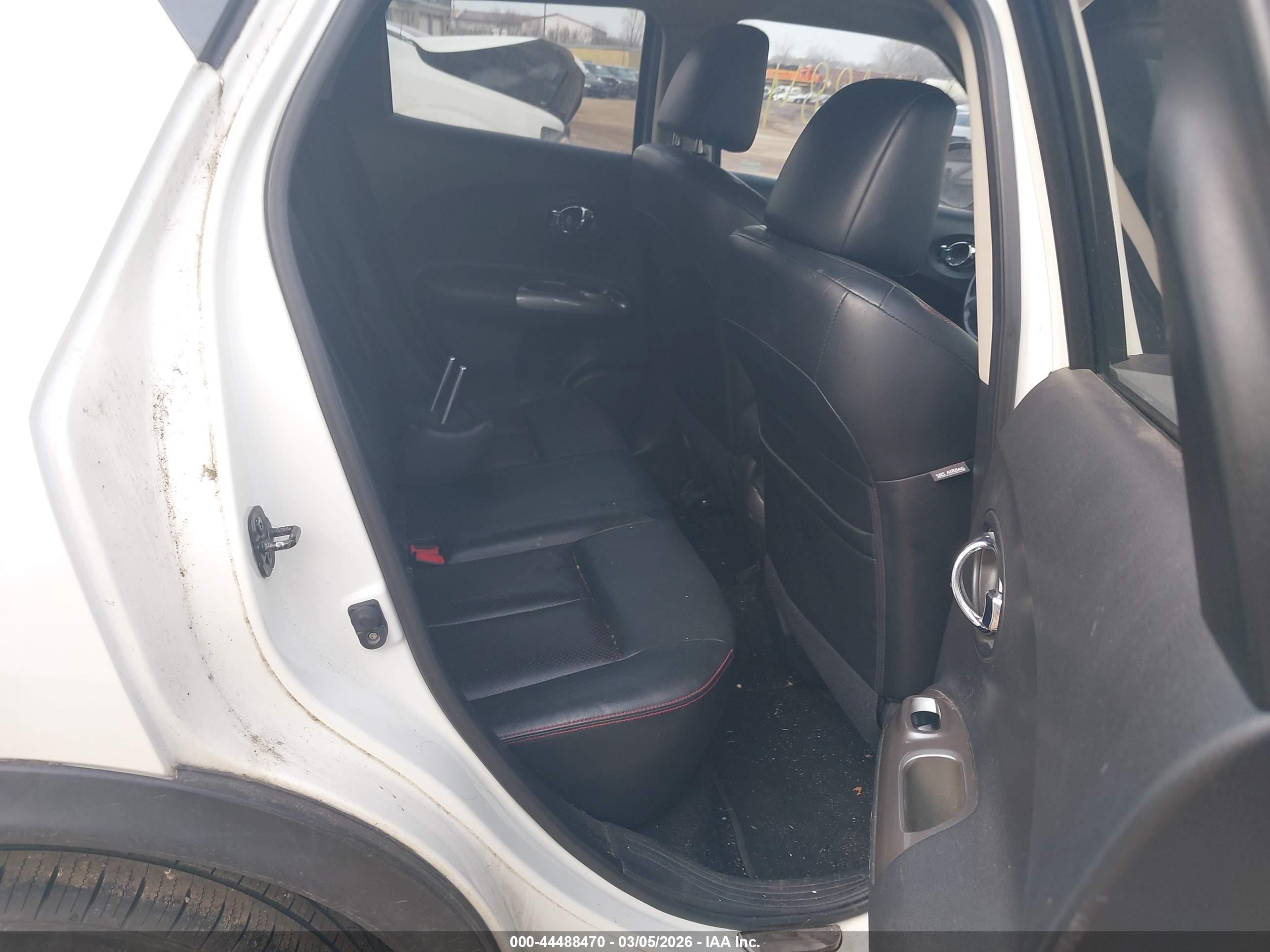 NISSAN JUKE image 8
