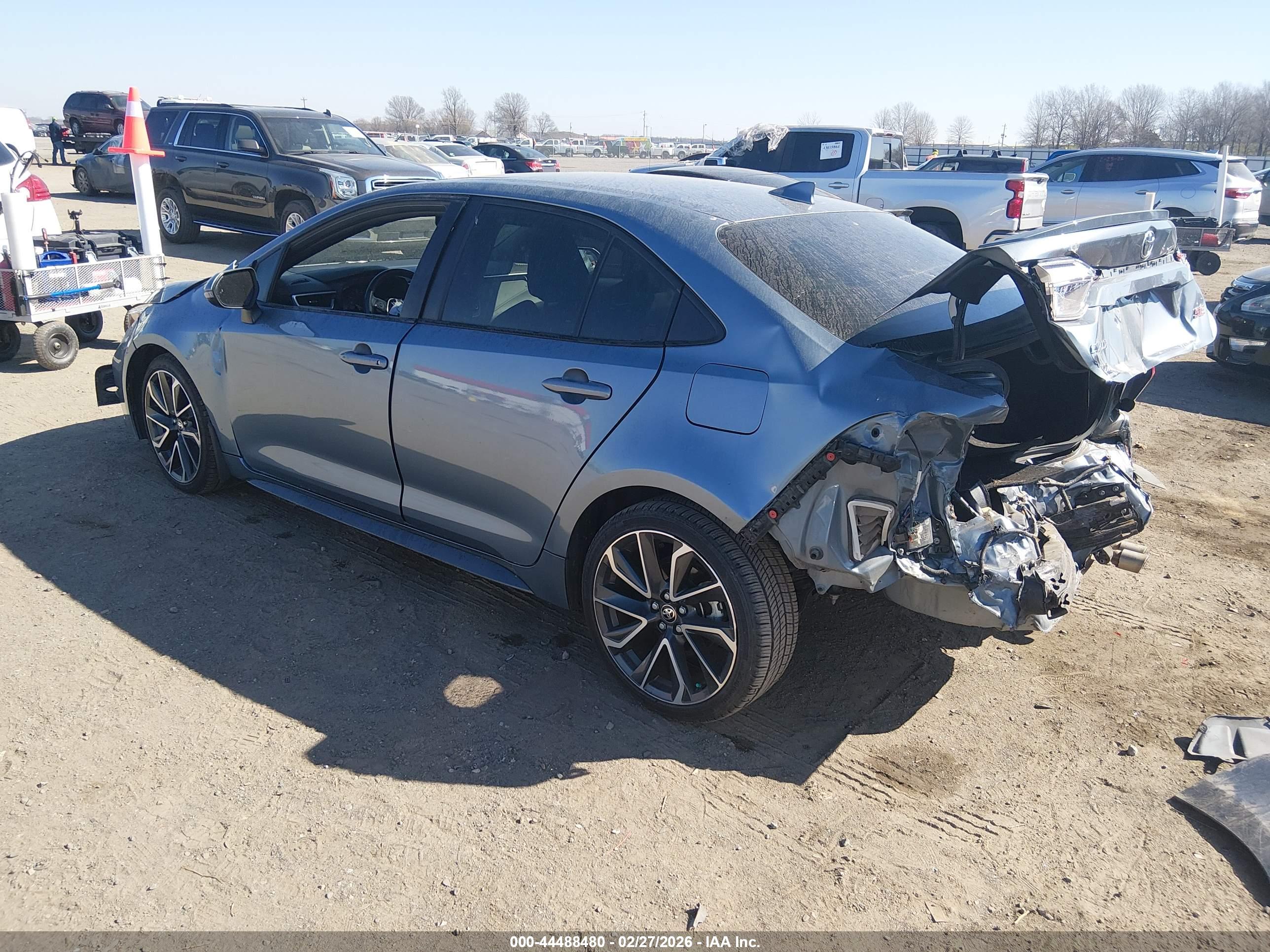 TOYOTA COROLLA image 3