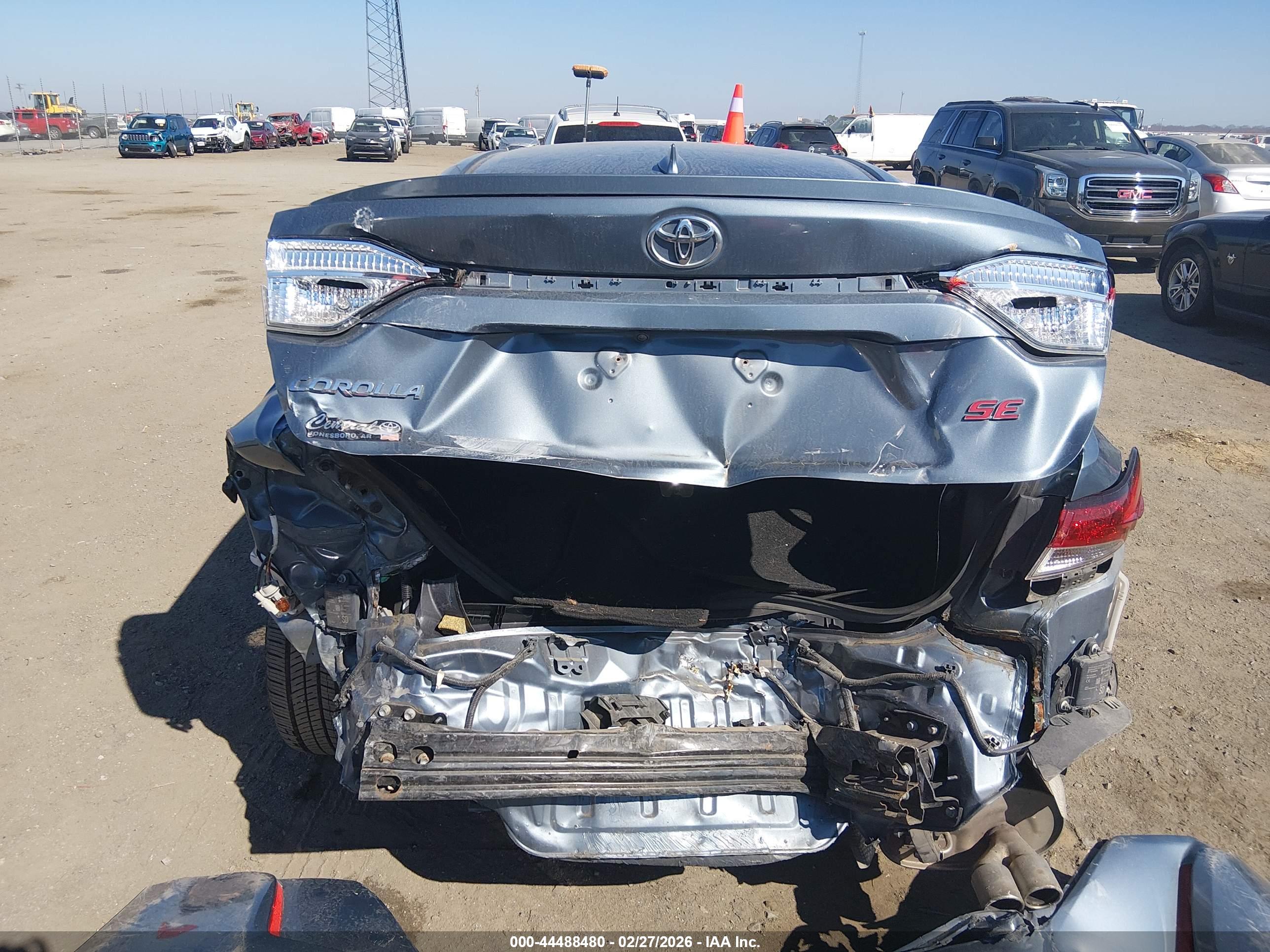 TOYOTA COROLLA image 6