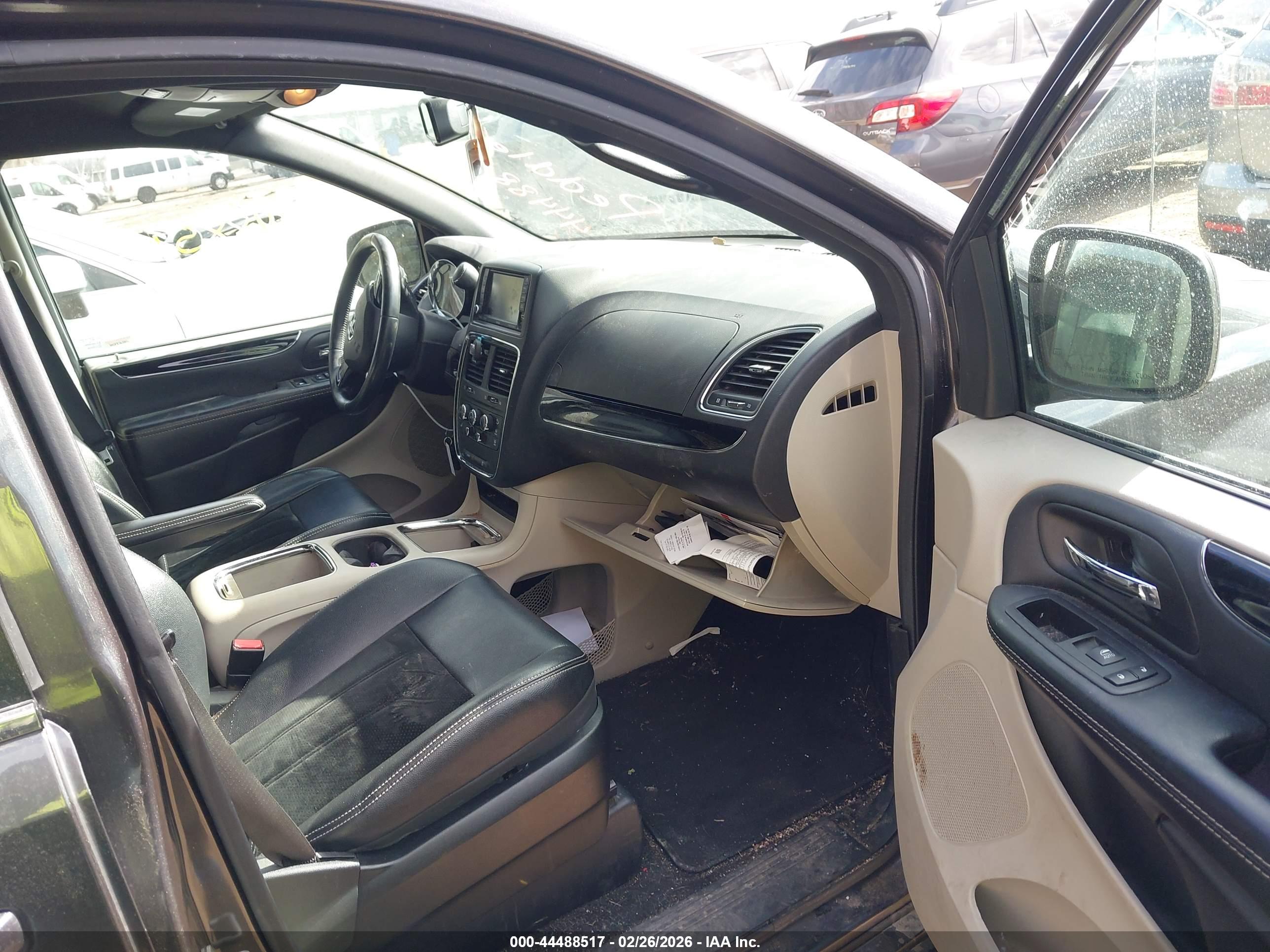 DODGE GRAND image 5