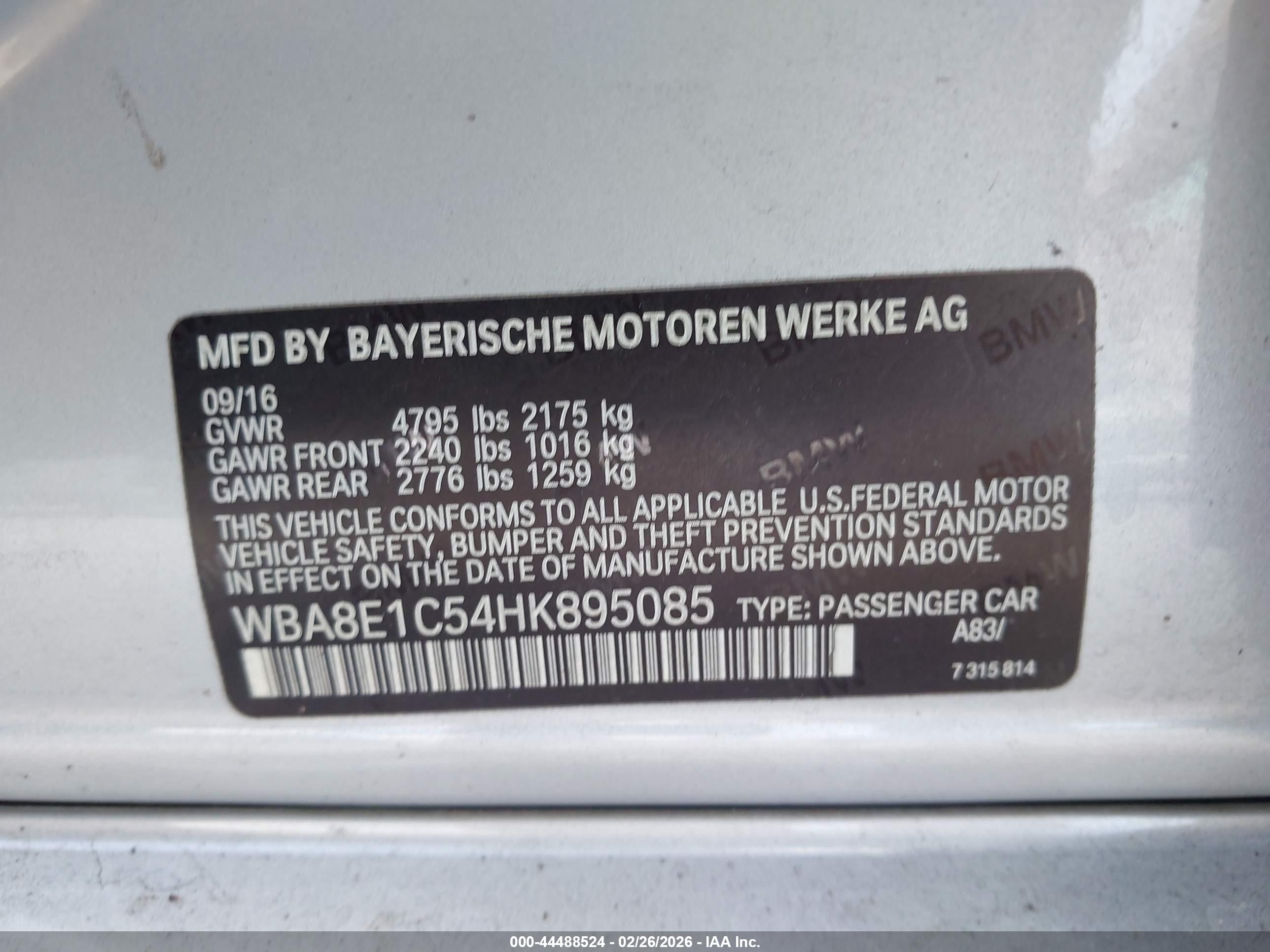 BMW 330E image 9