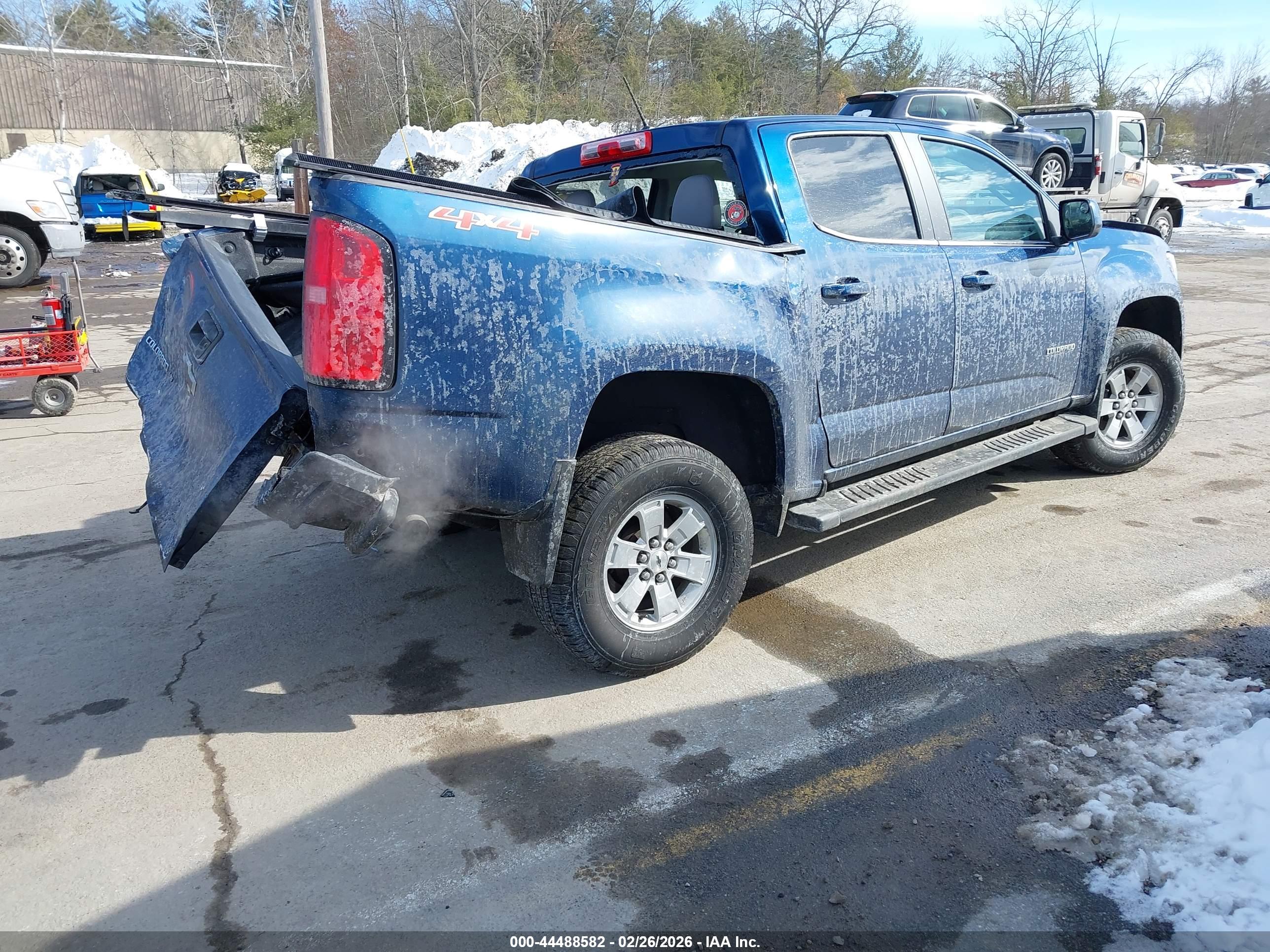 CHEVROLET COLORADO image 4