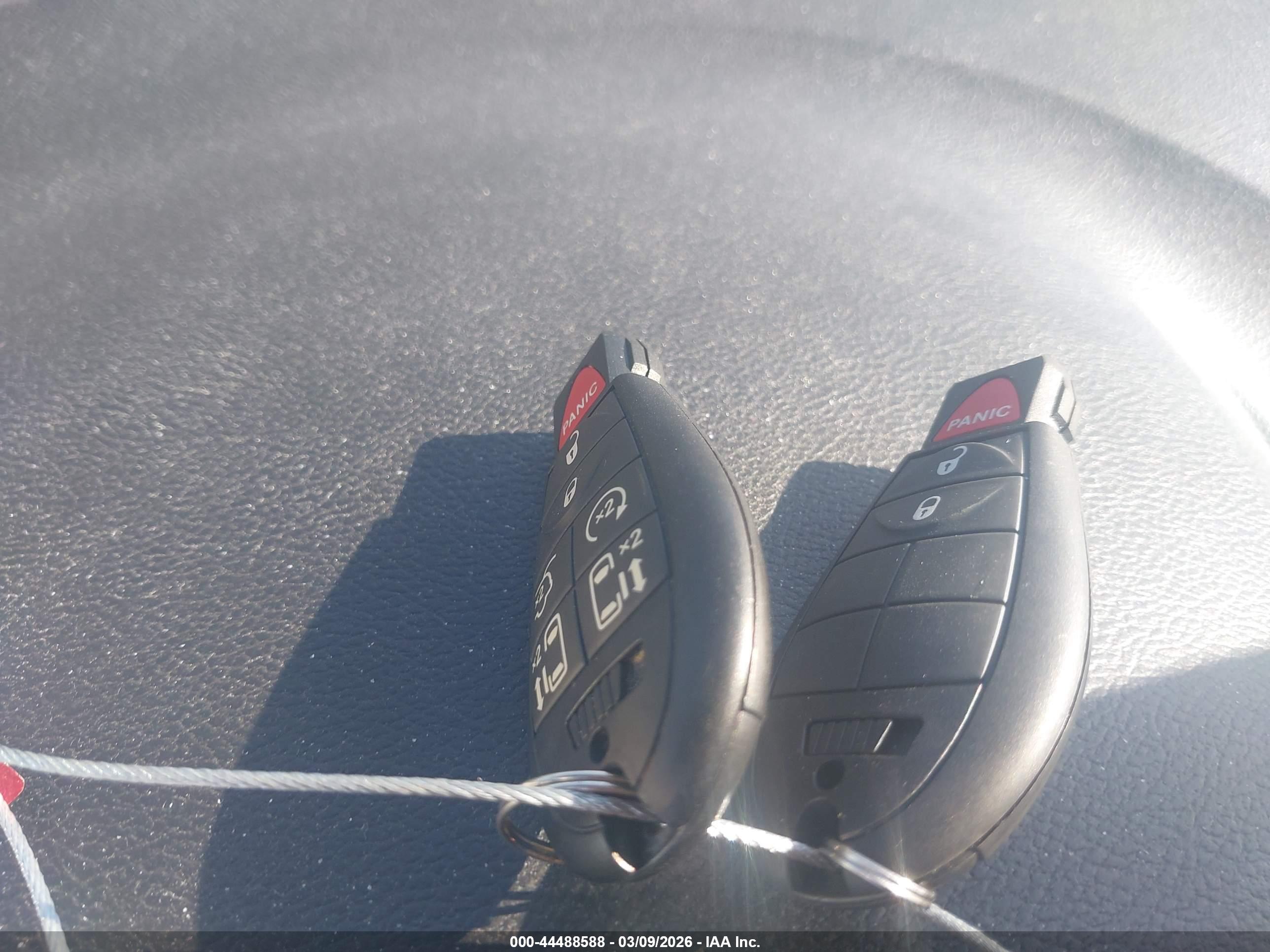 CHRYSLER TOWN image 11