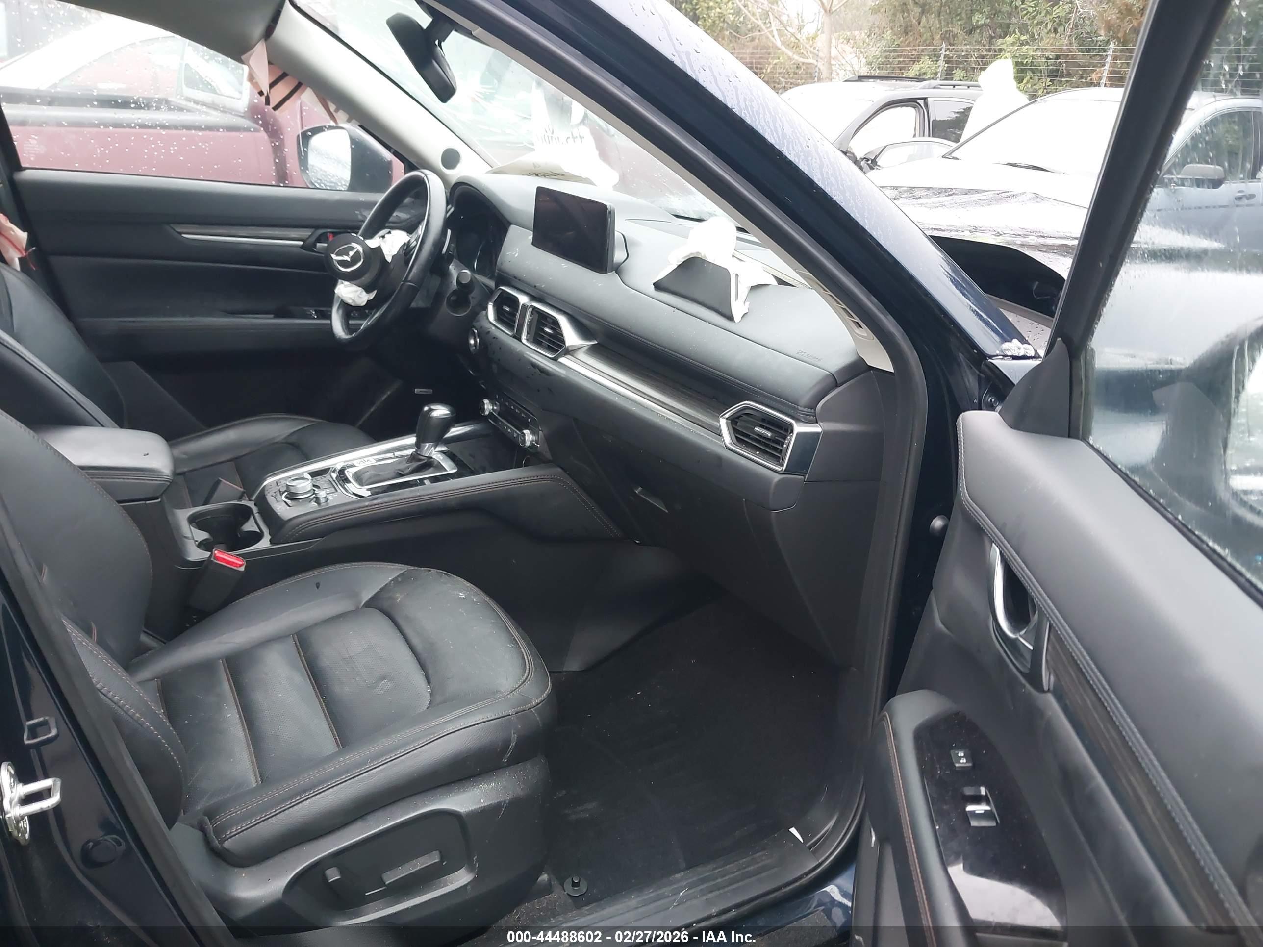 MAZDA CX-5 image 5