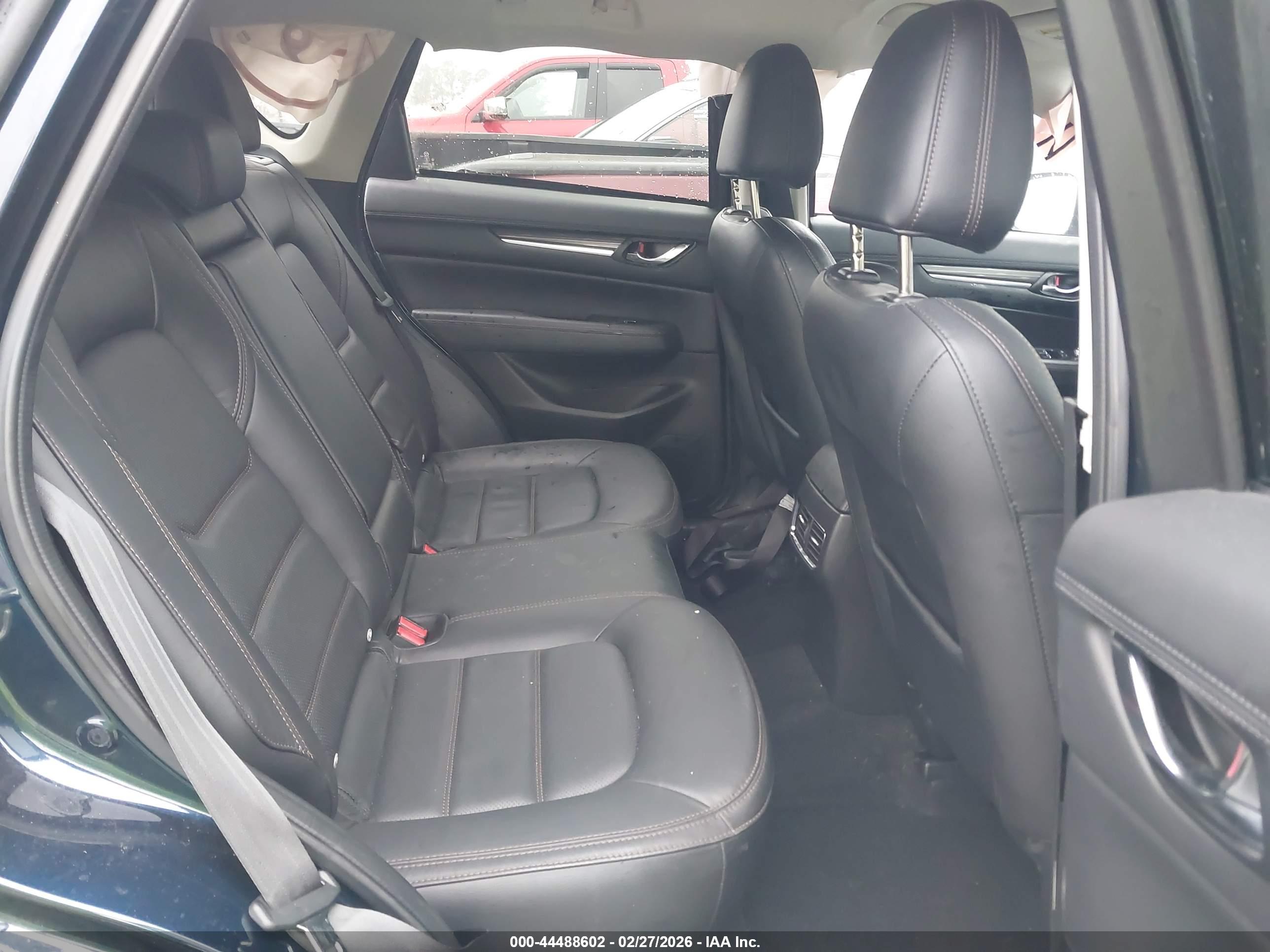 MAZDA CX-5 image 8