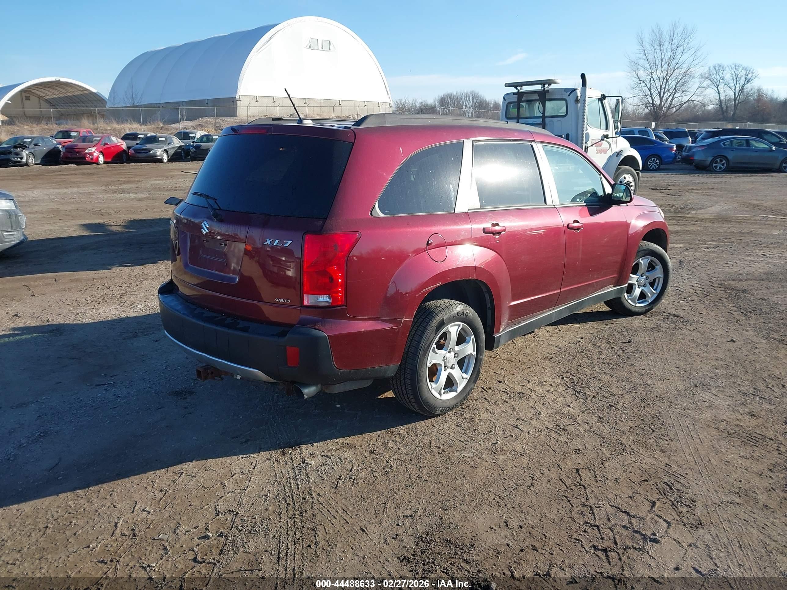 SUZUKI XL7 image 4