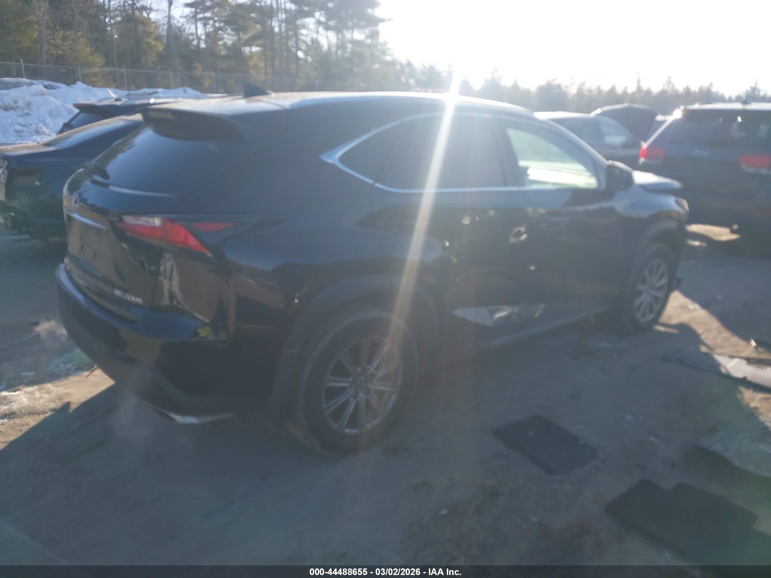 LEXUS NX image 4