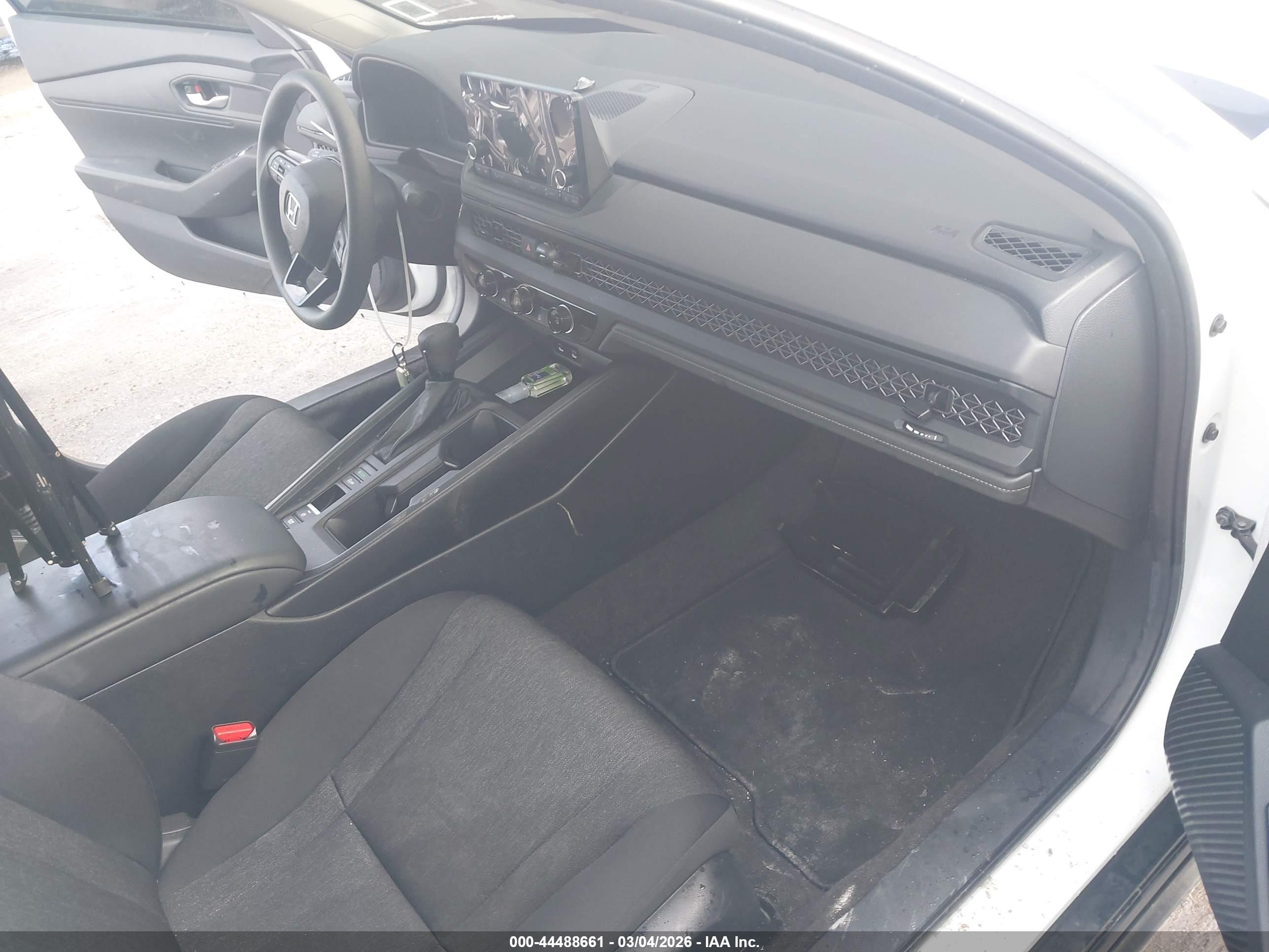 HONDA ACCORD image 5