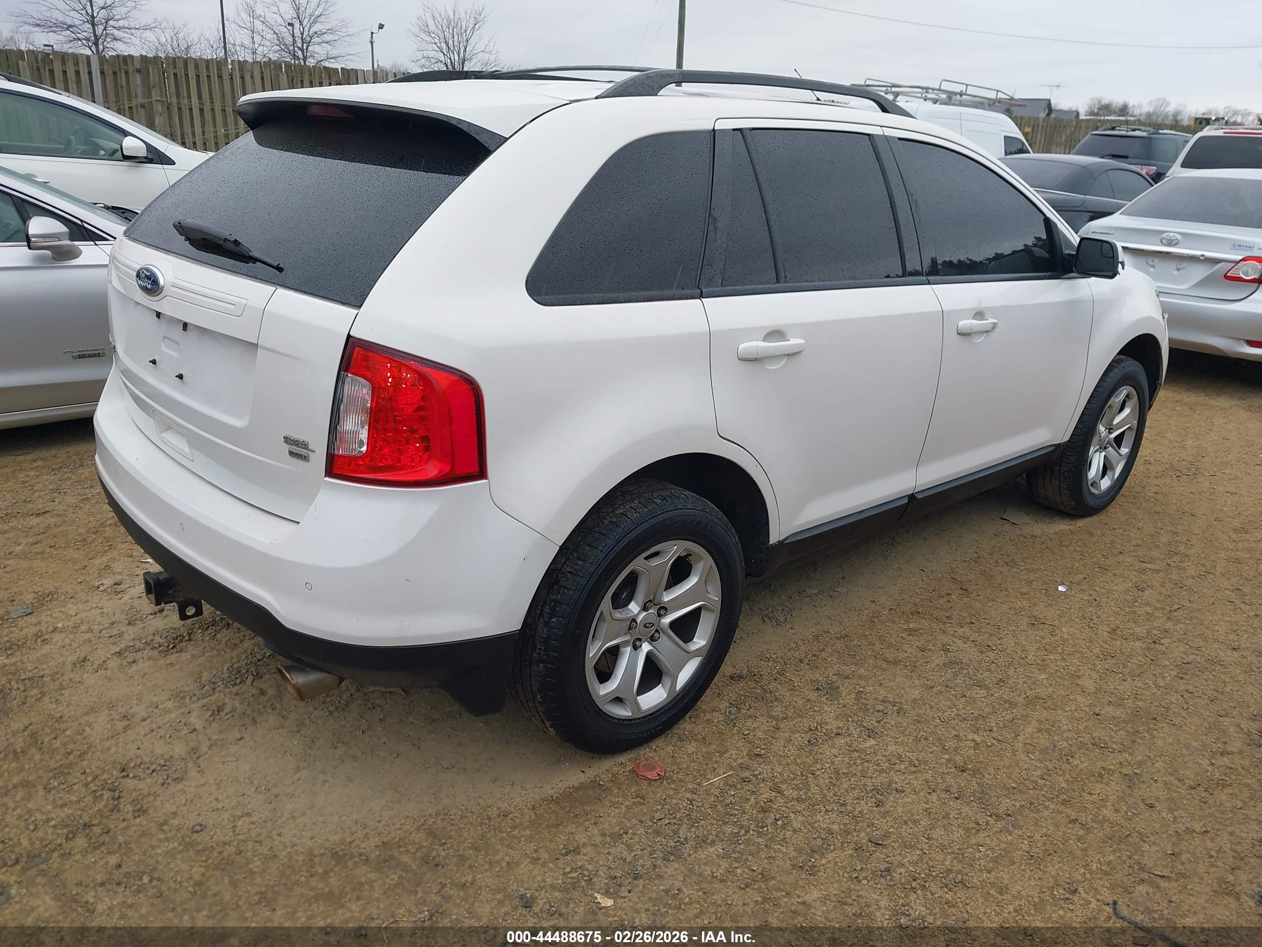 FORD EDGE image 4