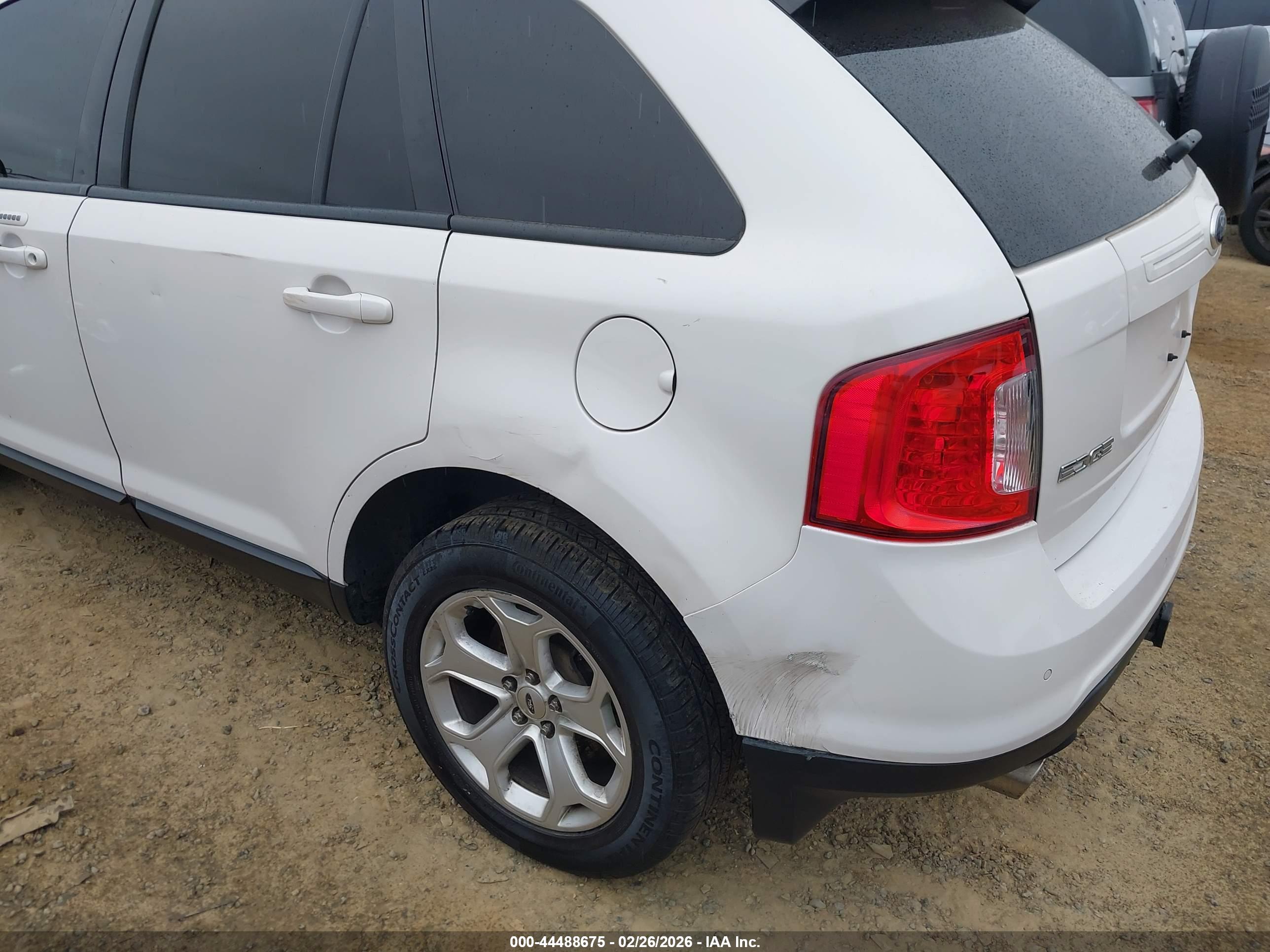 FORD EDGE image 6