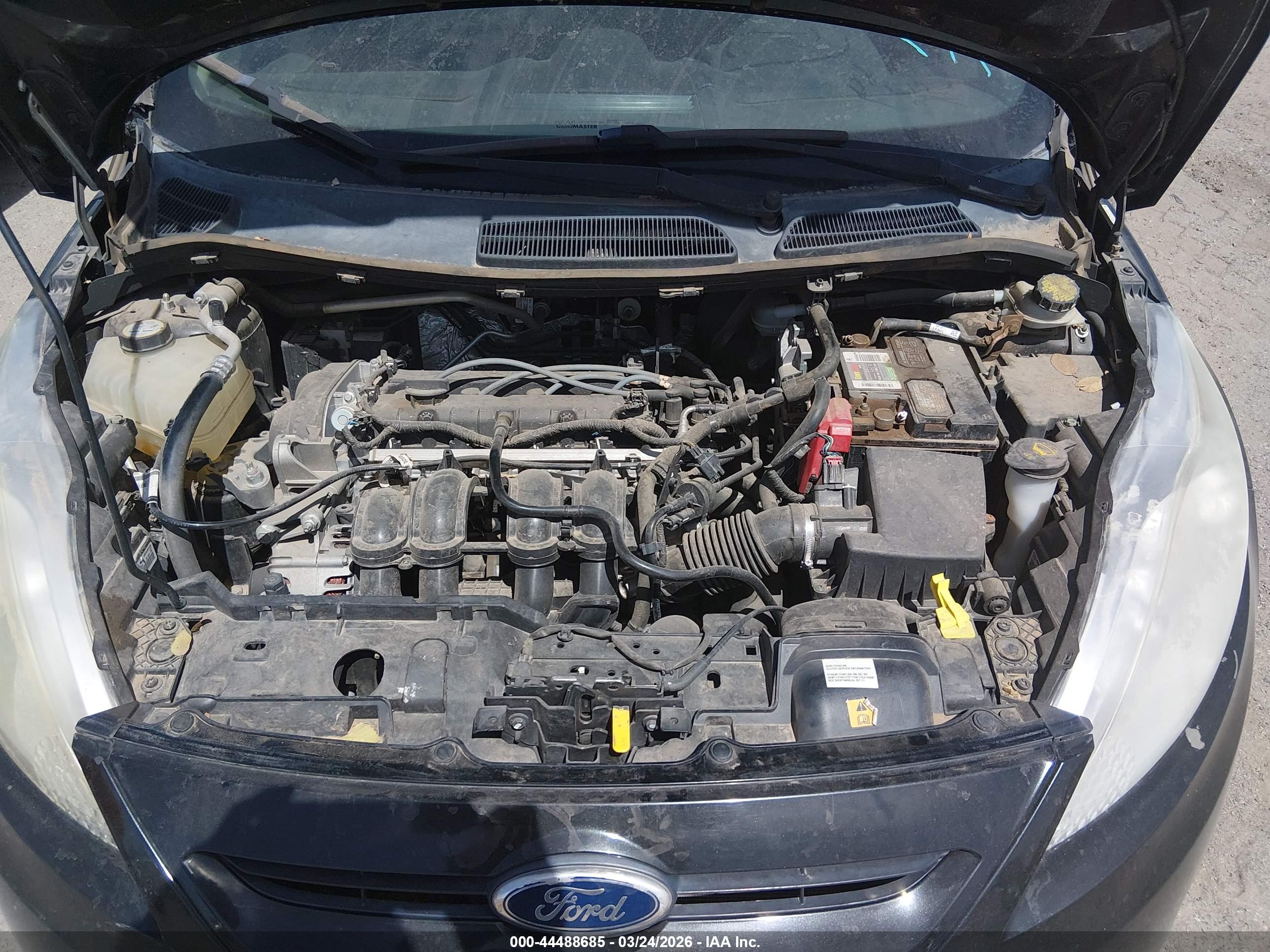 FORD FIESTA image 10