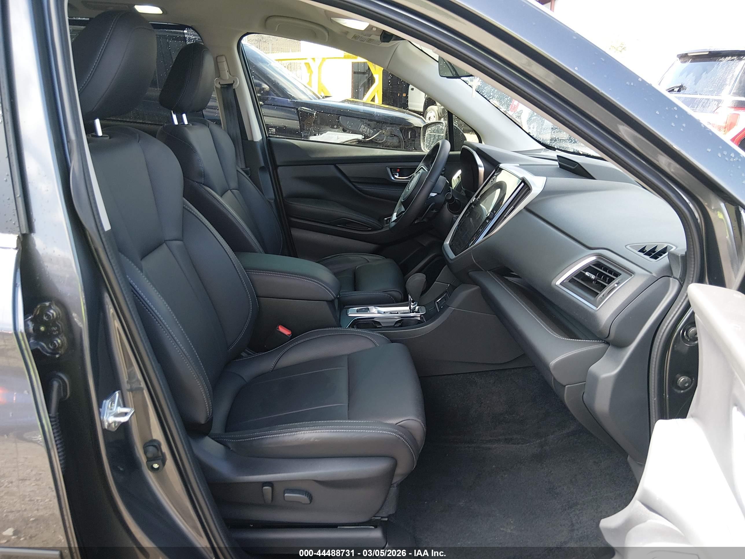 SUBARU ASCENT image 5