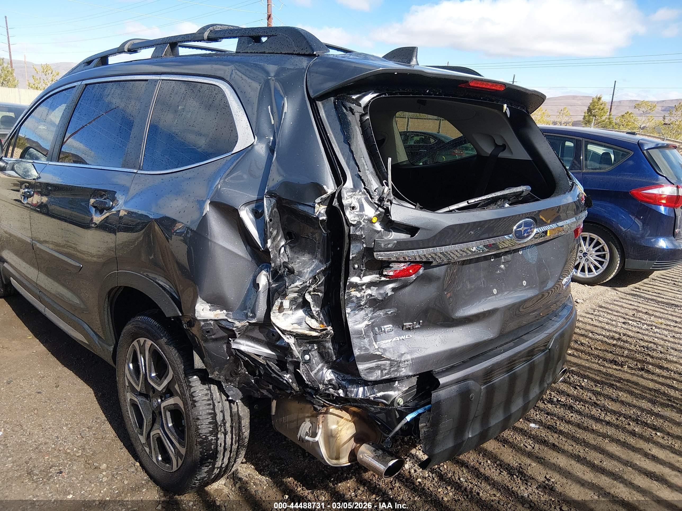 SUBARU ASCENT image 6