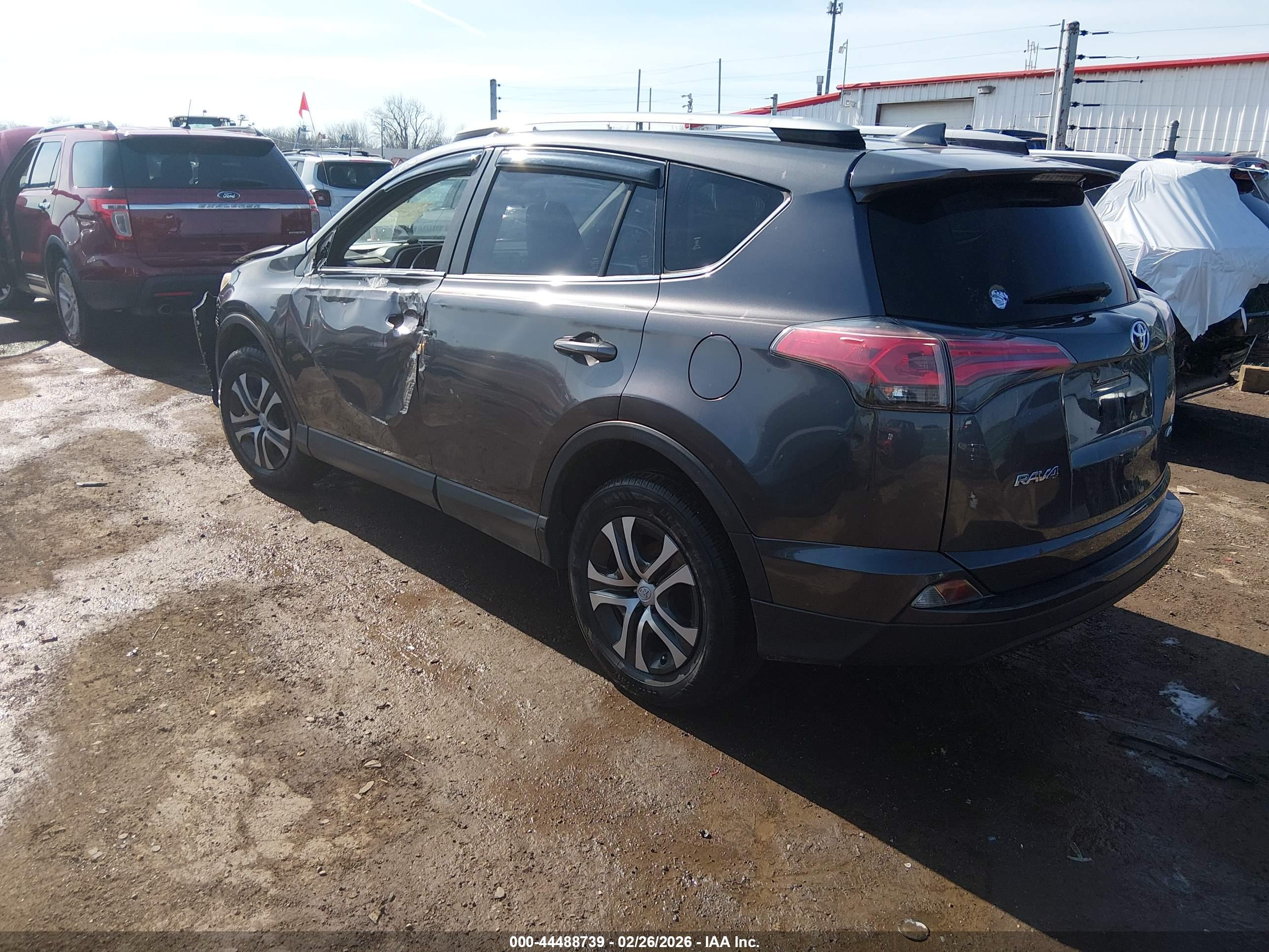 TOYOTA RAV4 image 3