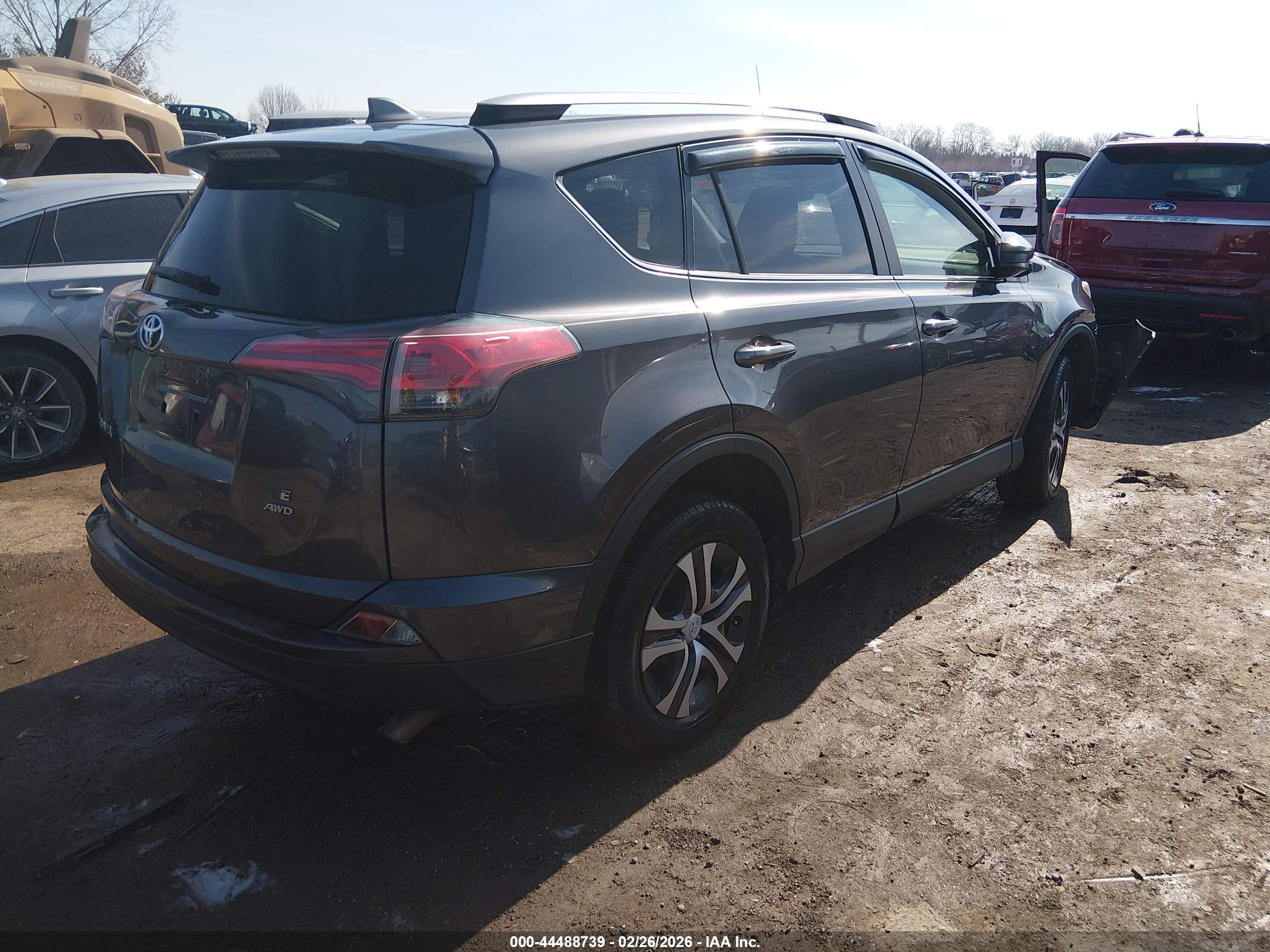 TOYOTA RAV4 image 4