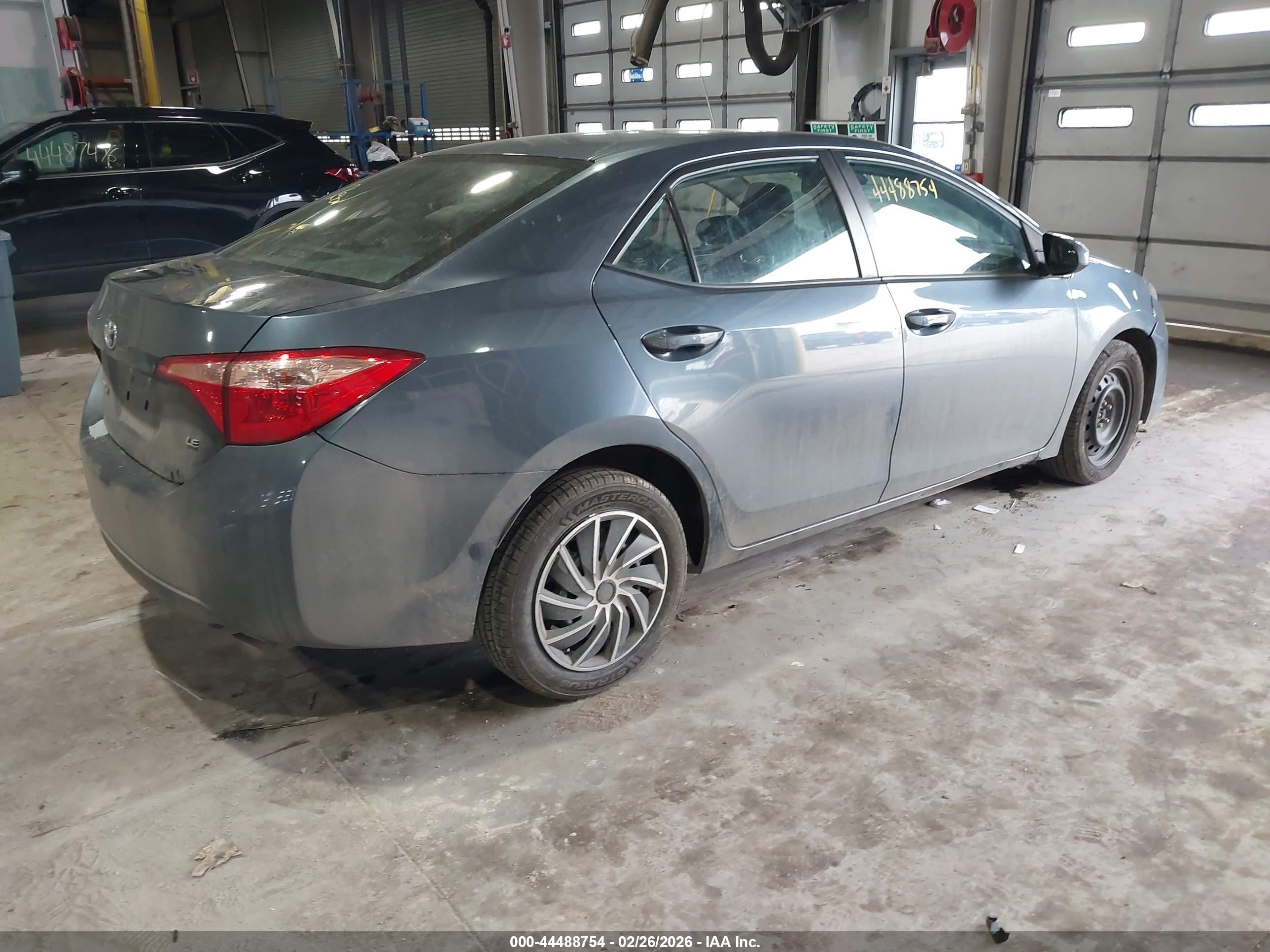 TOYOTA COROLLA image 4