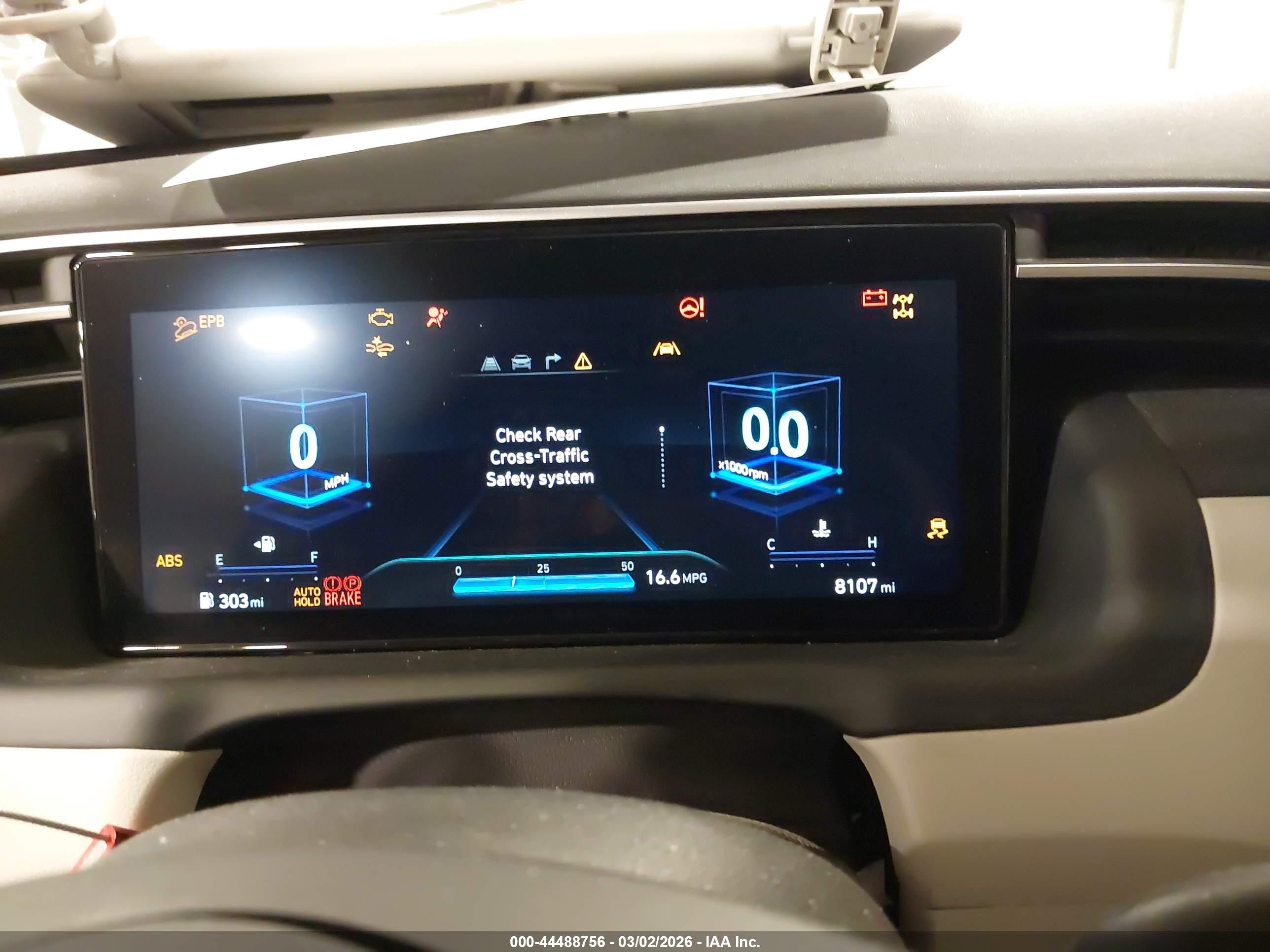 HYUNDAI TUCSON image 7