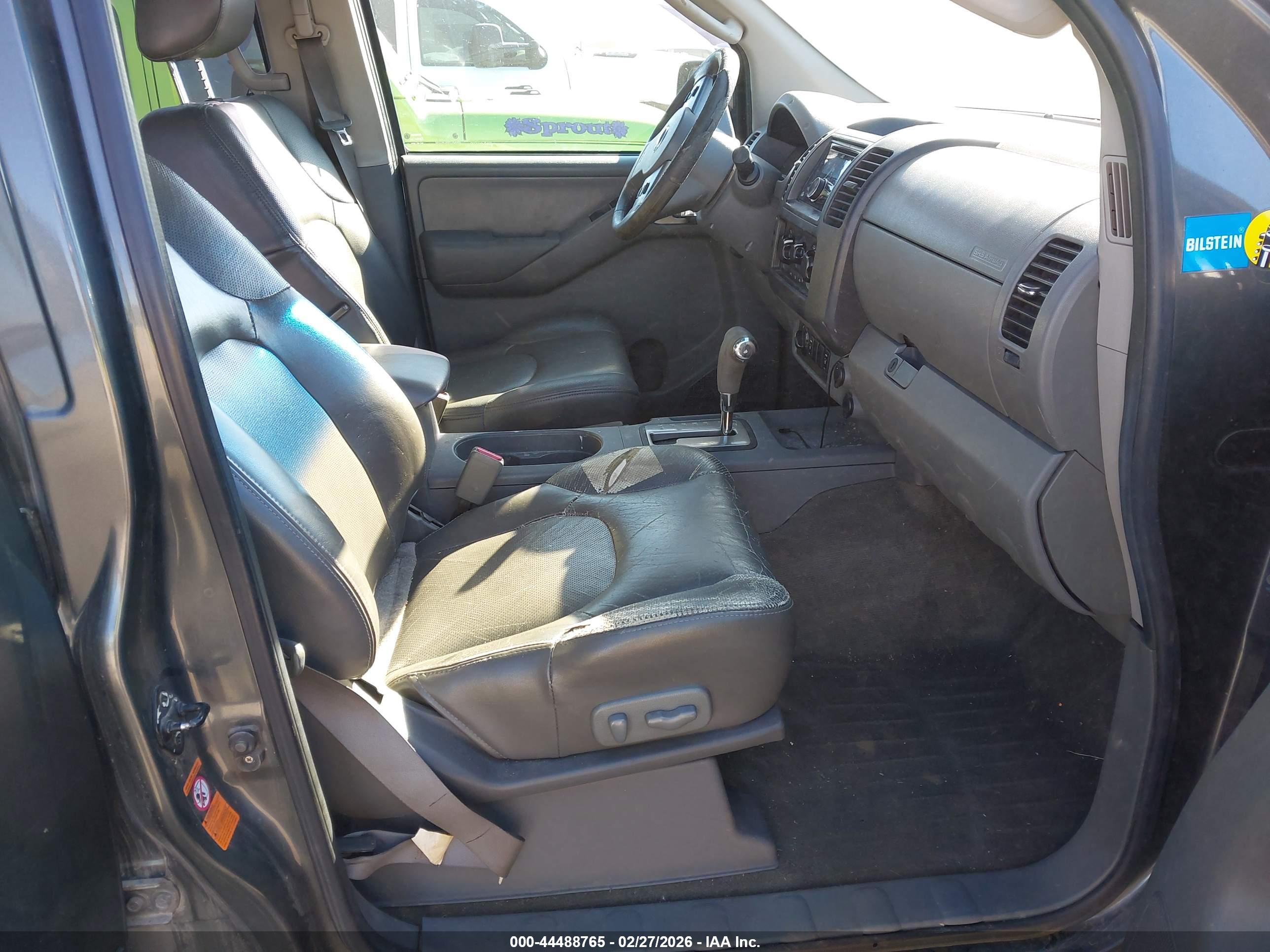 NISSAN FRONTIER image 5