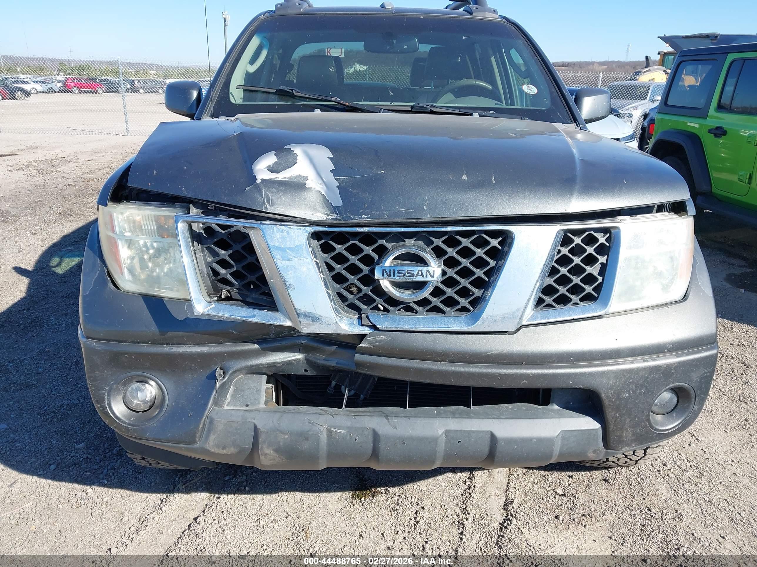 NISSAN FRONTIER image 6