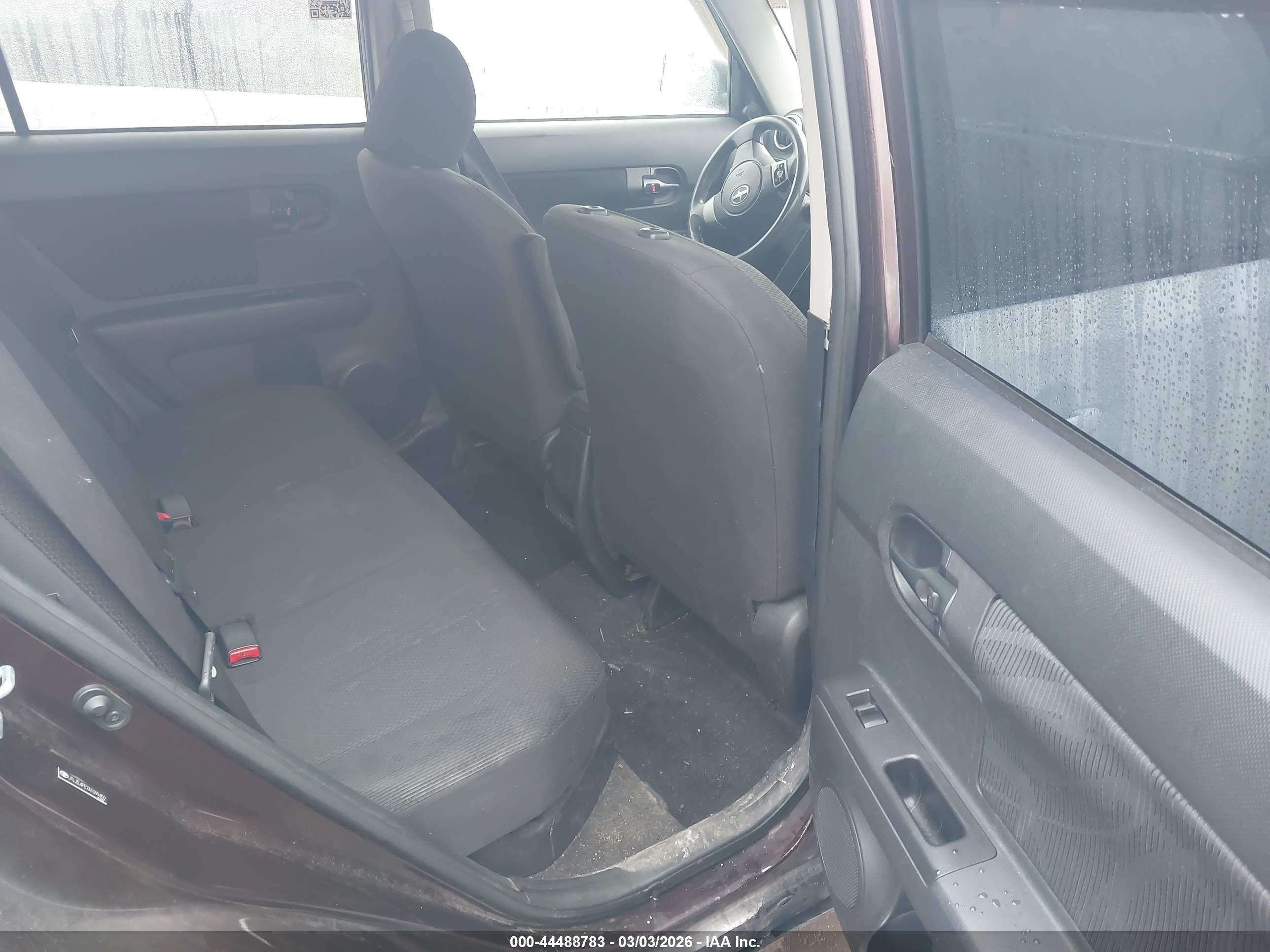 SCION XB image 8