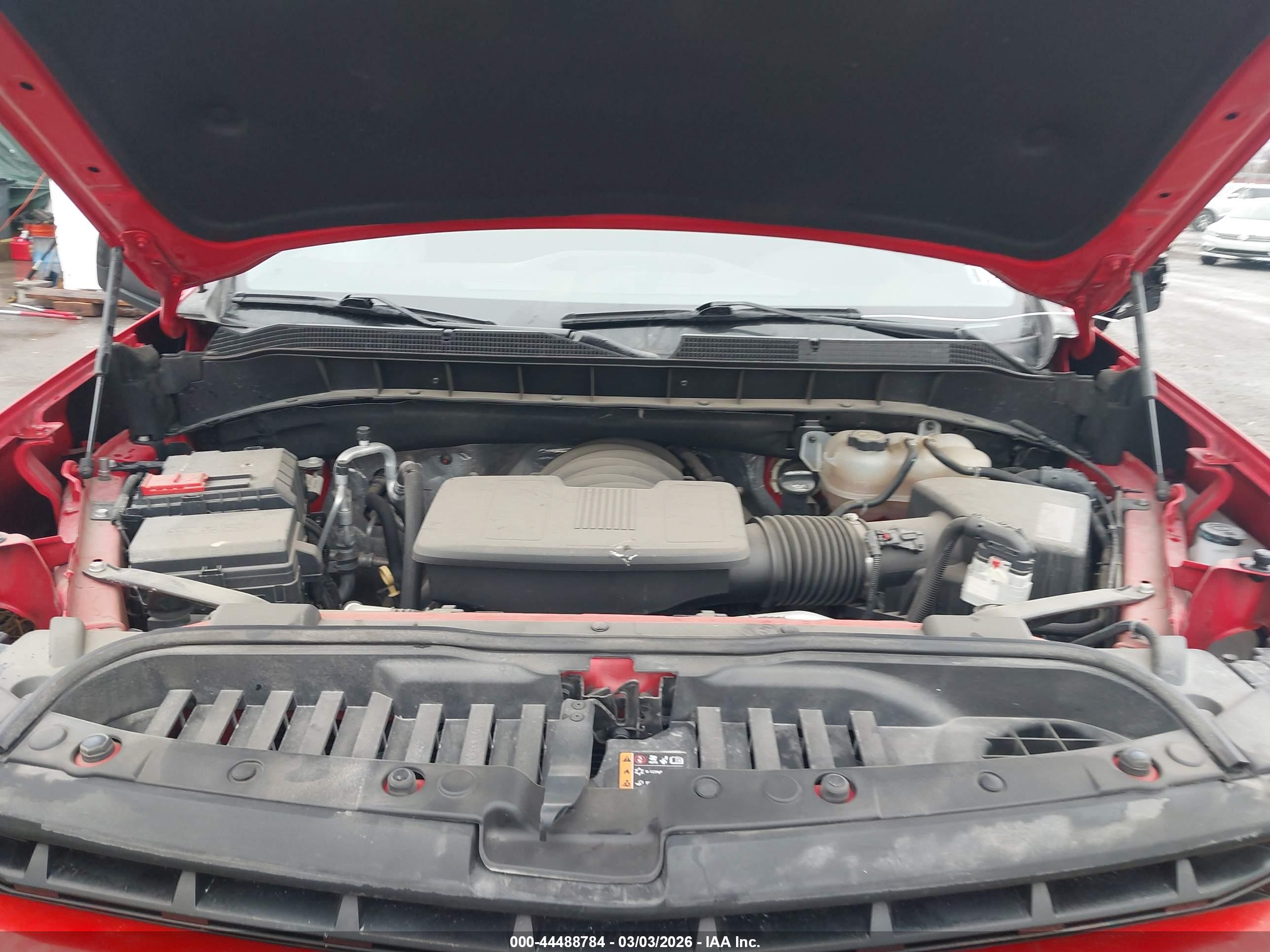 CHEVROLET SILVERADO image 10
