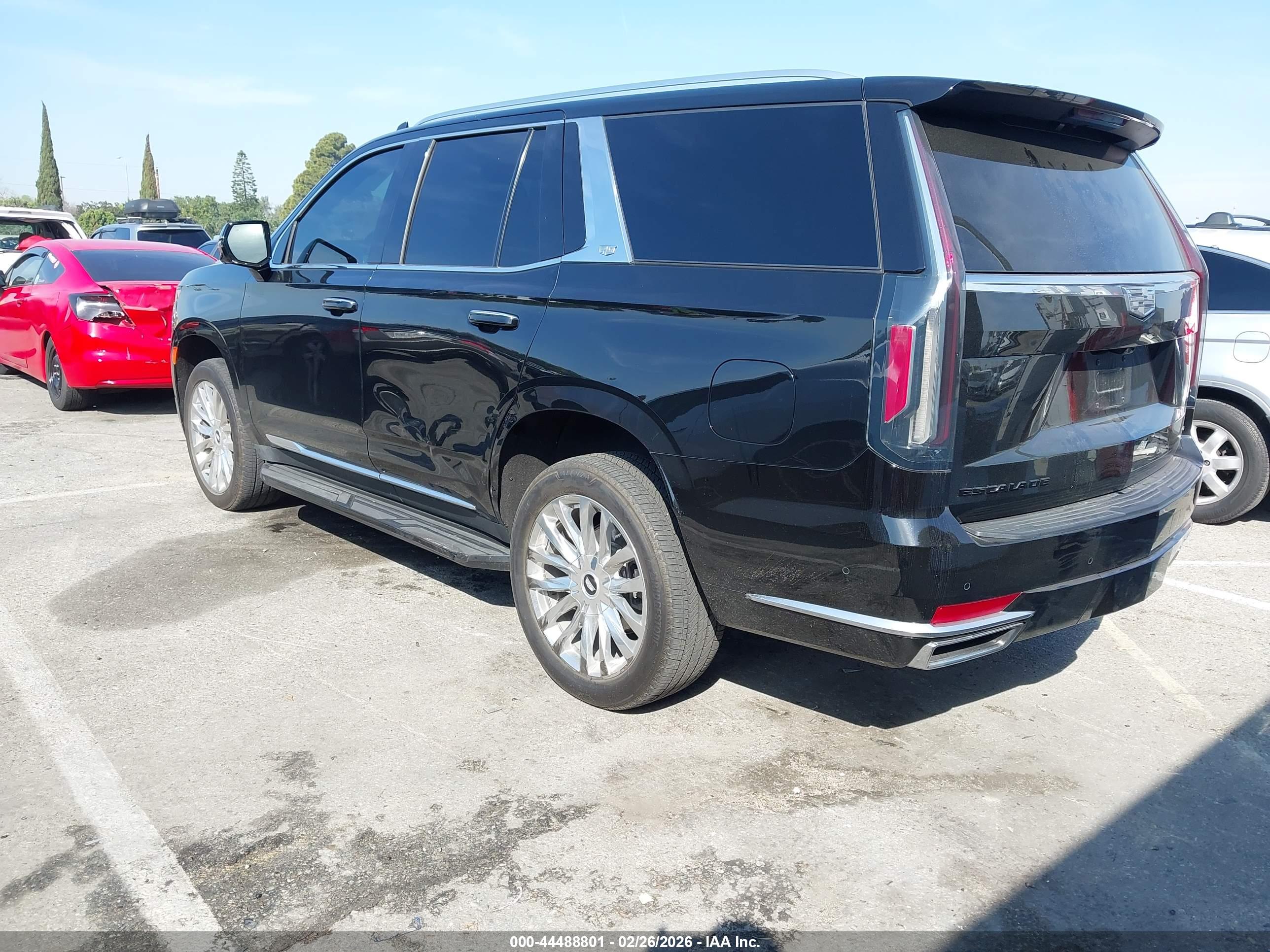 CADILLAC ESCALADE image 3