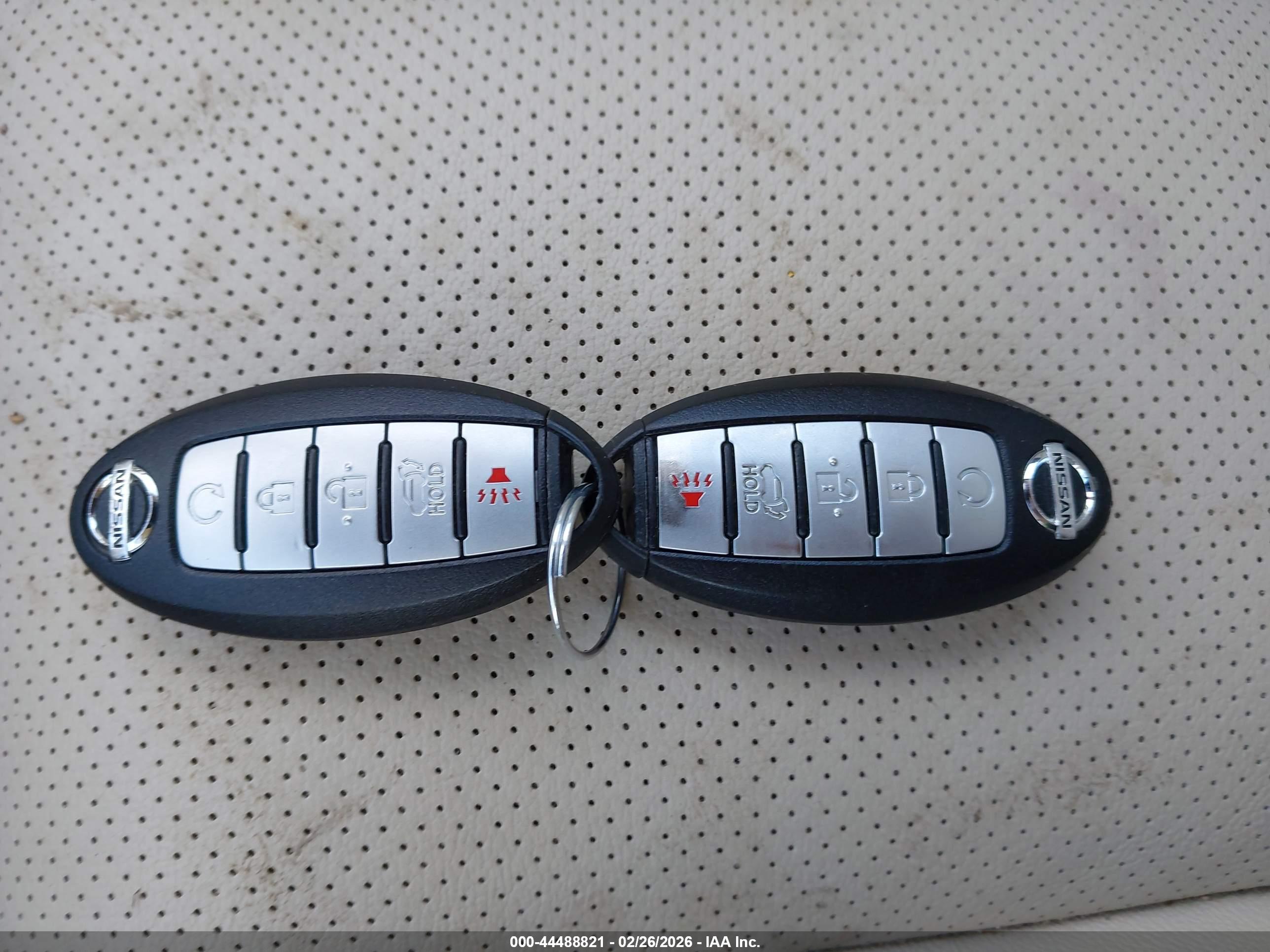 NISSAN MURANO image 11