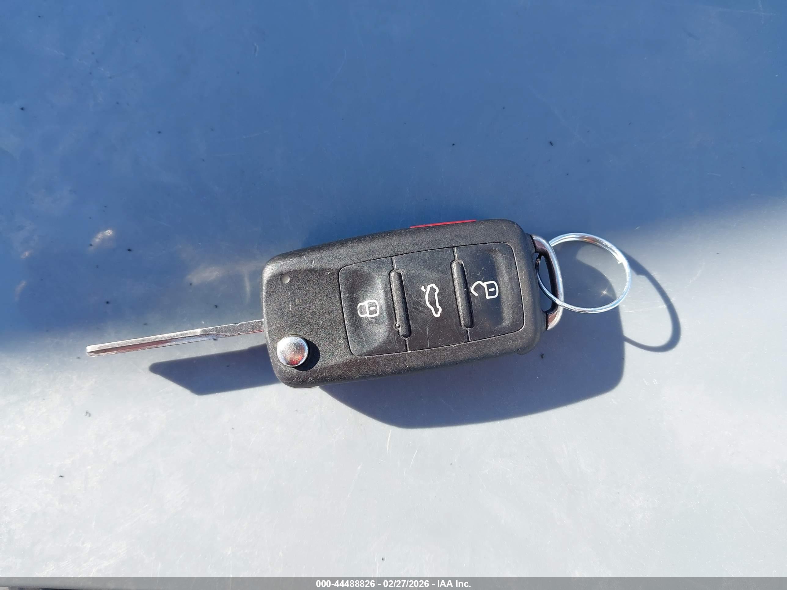 VOLKSWAGEN PASSAT image 11