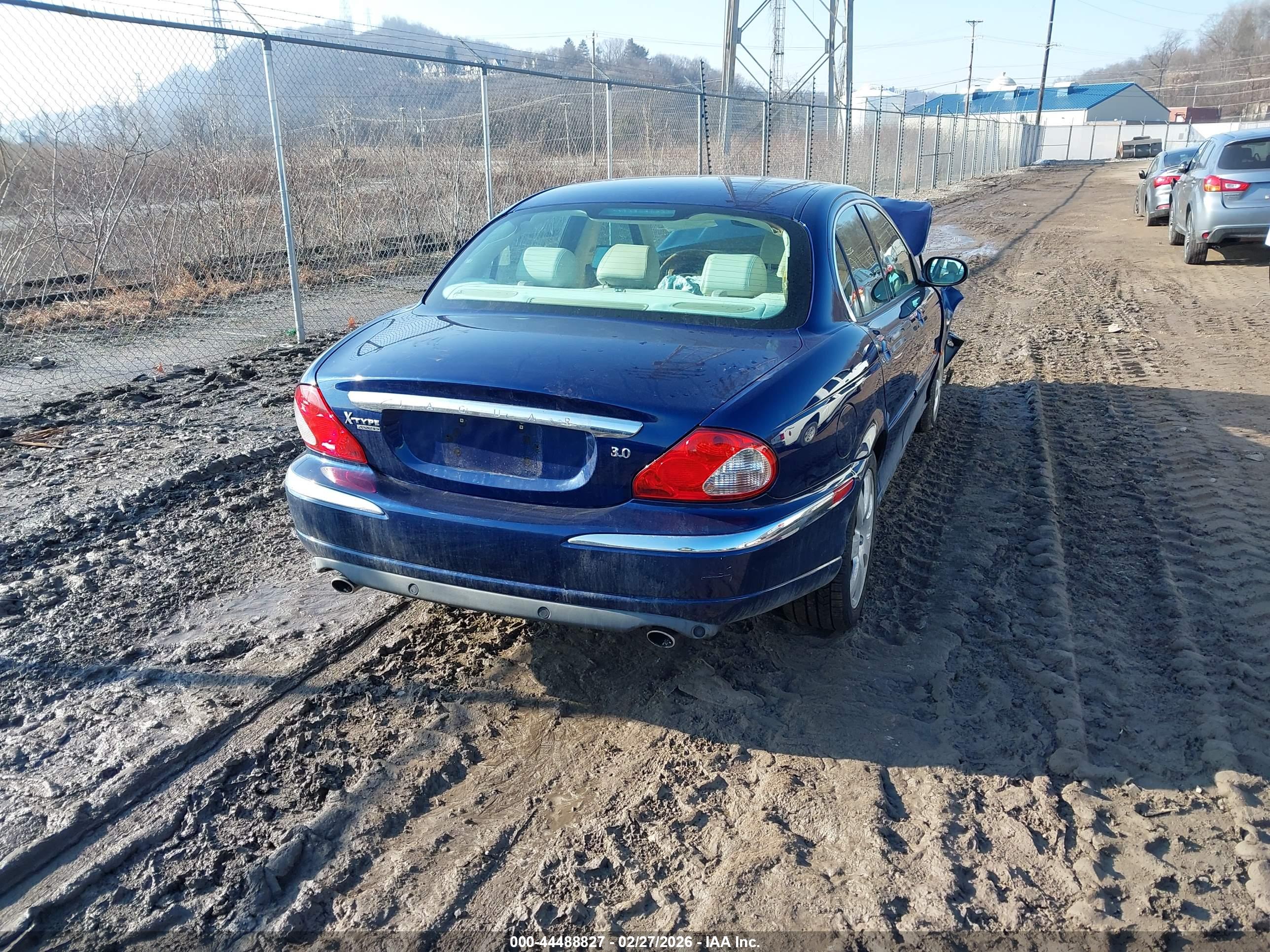 JAGUAR X-TYPE image 4