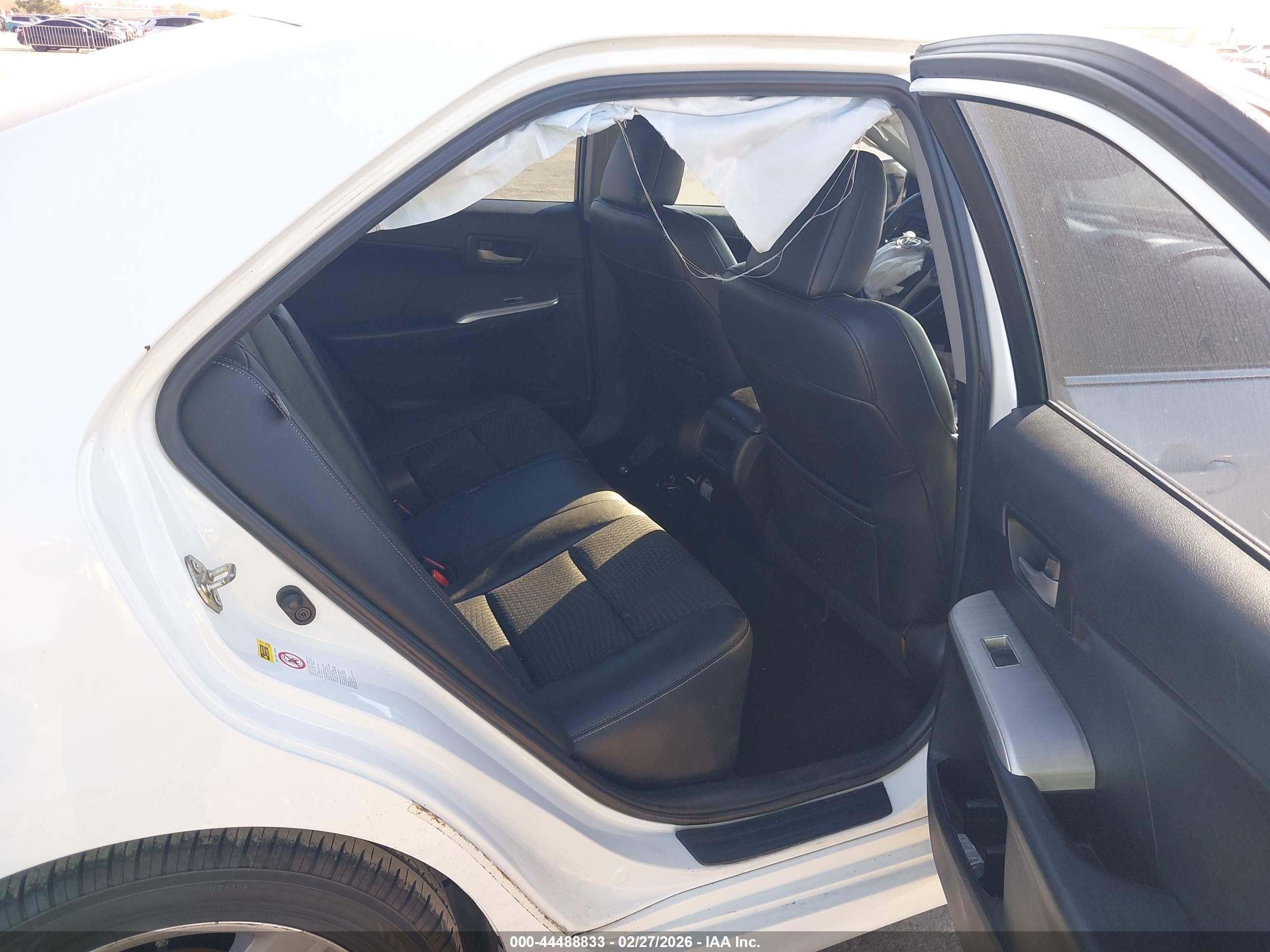 TOYOTA CAMRY image 8