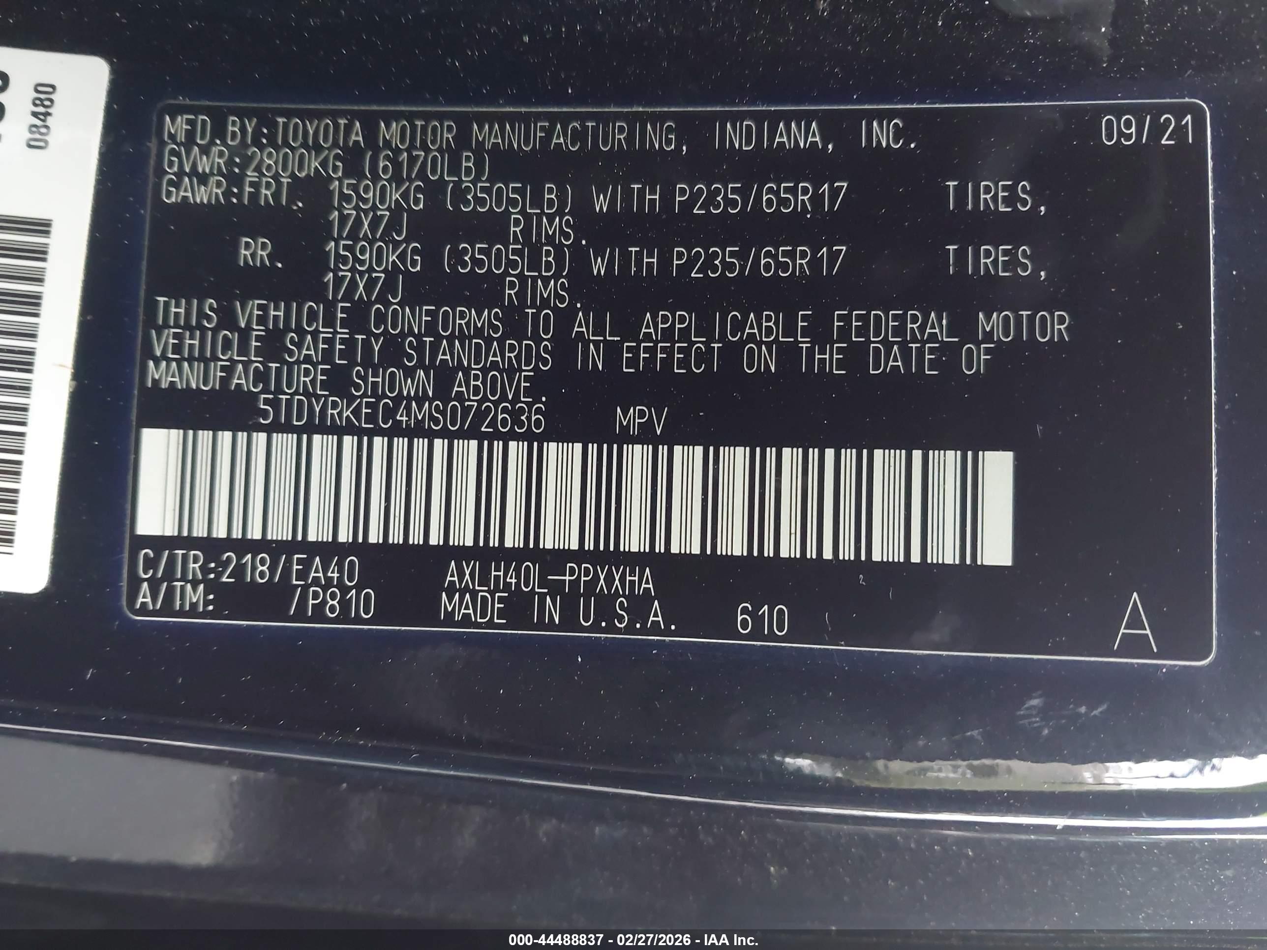 TOYOTA SIENNA image 9
