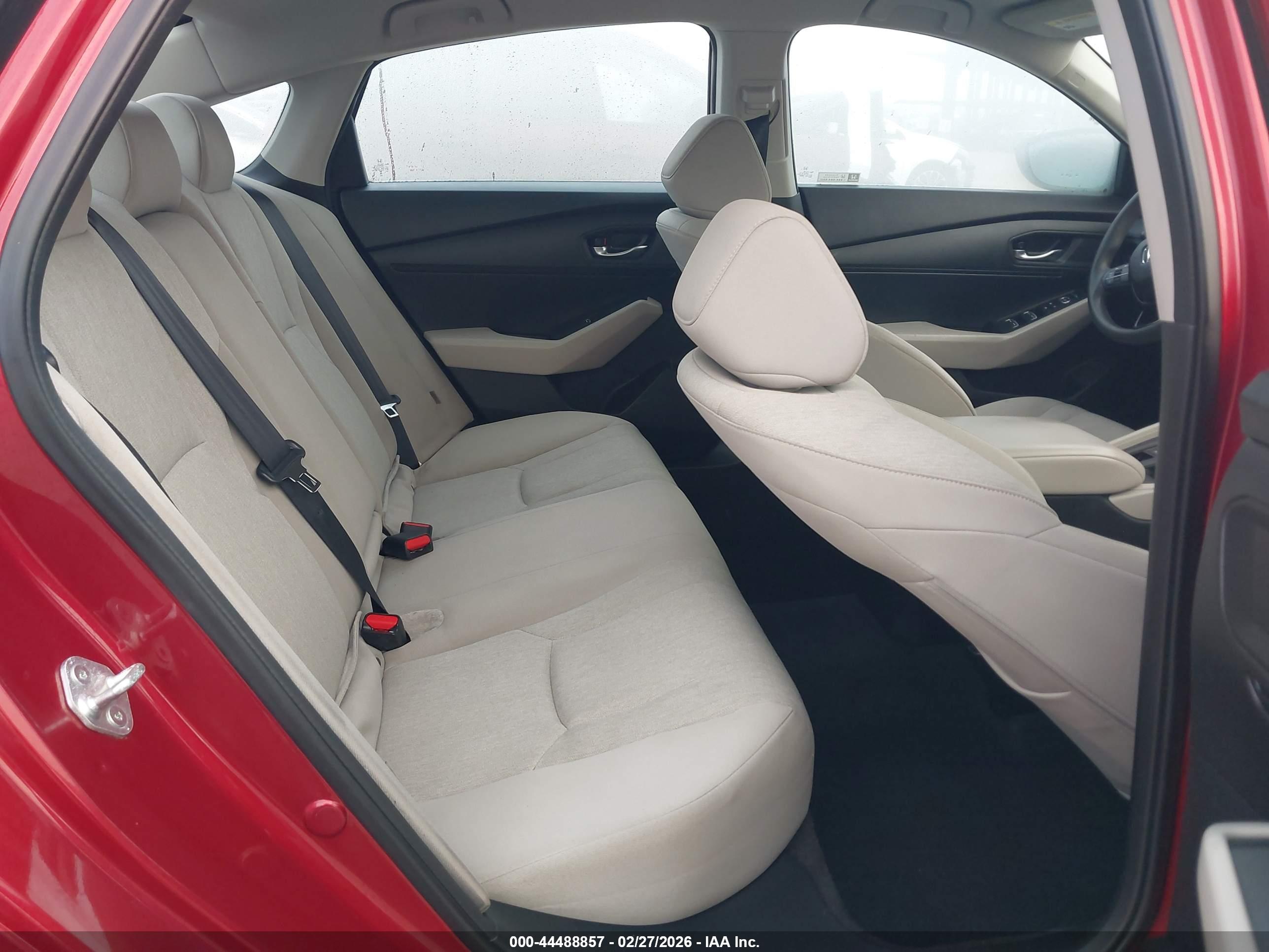 HONDA ACCORD image 8