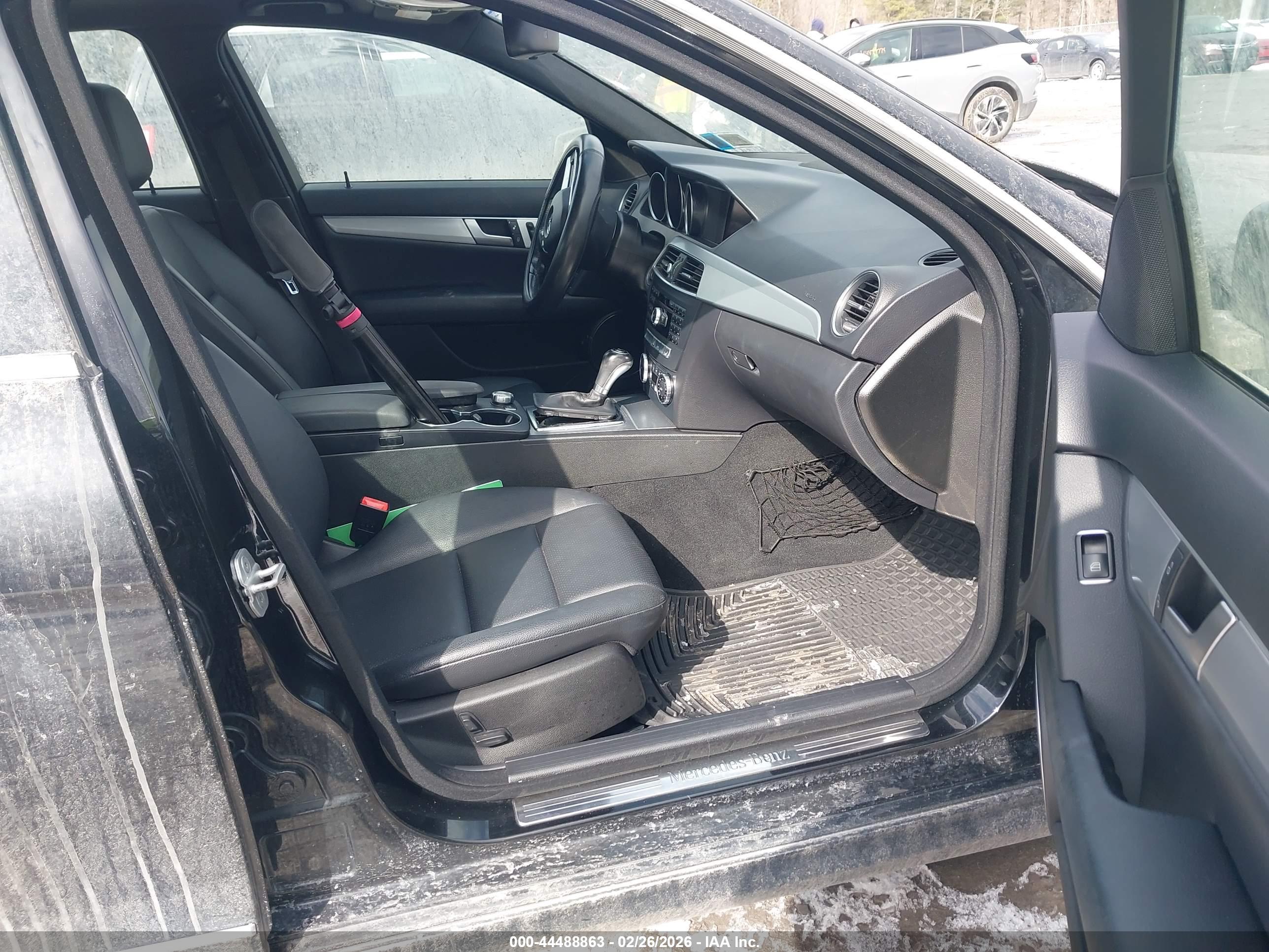 MERCEDES-BENZ C image 5