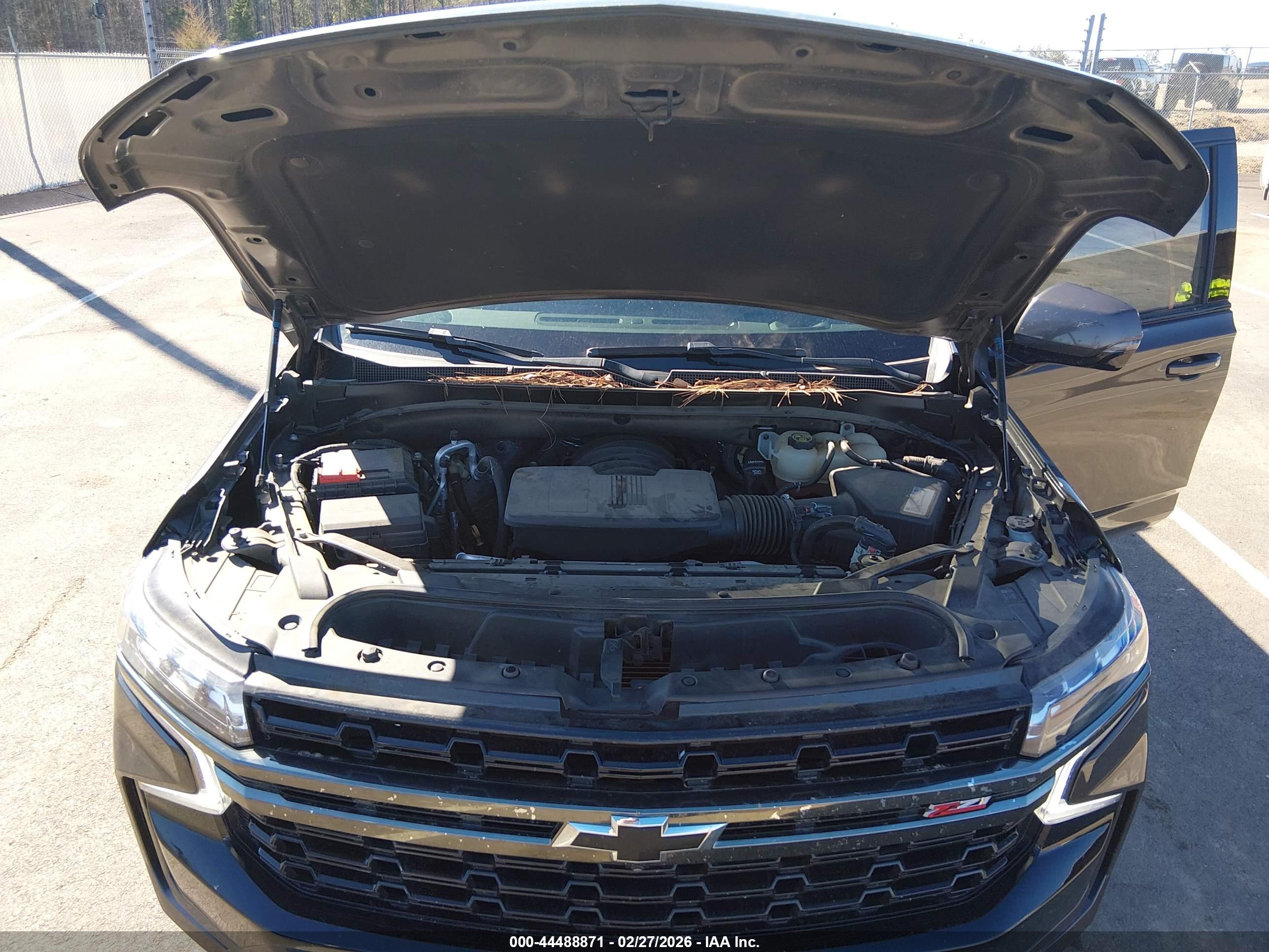 CHEVROLET TAHOE image 10