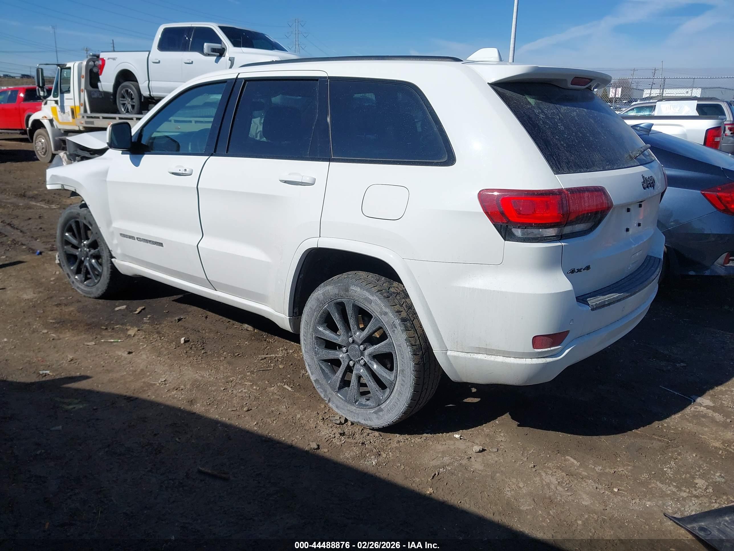 JEEP GRAND image 3