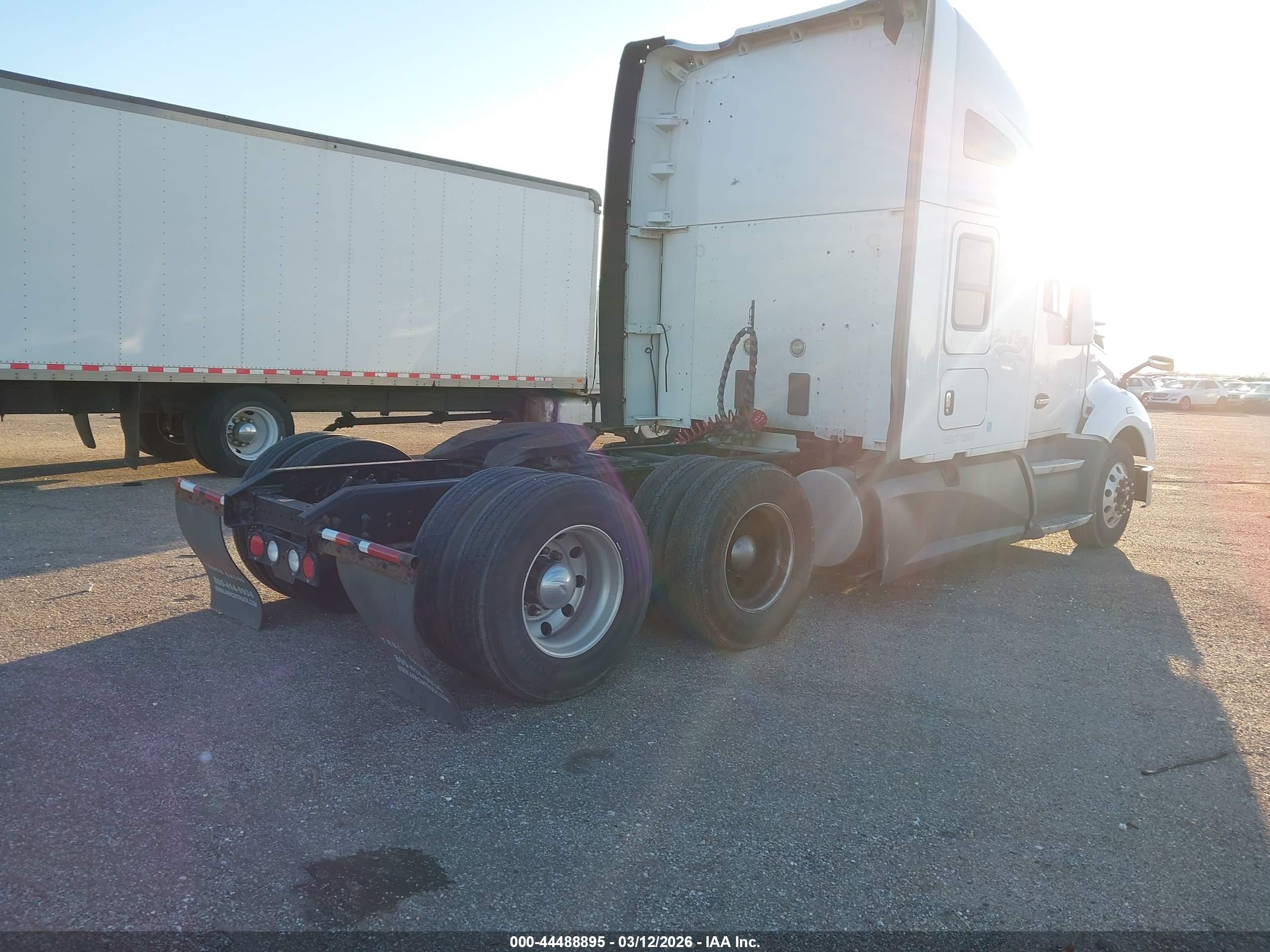 KENWORTH T680 image 4