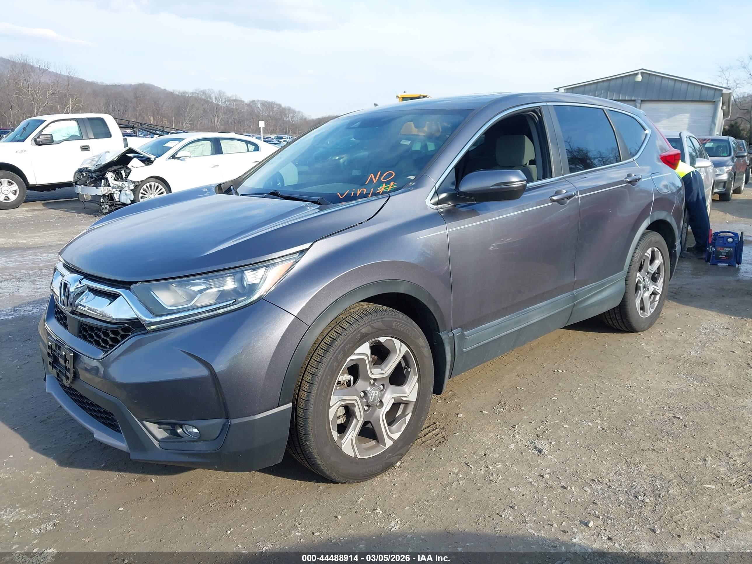 HONDA CR-V image 2