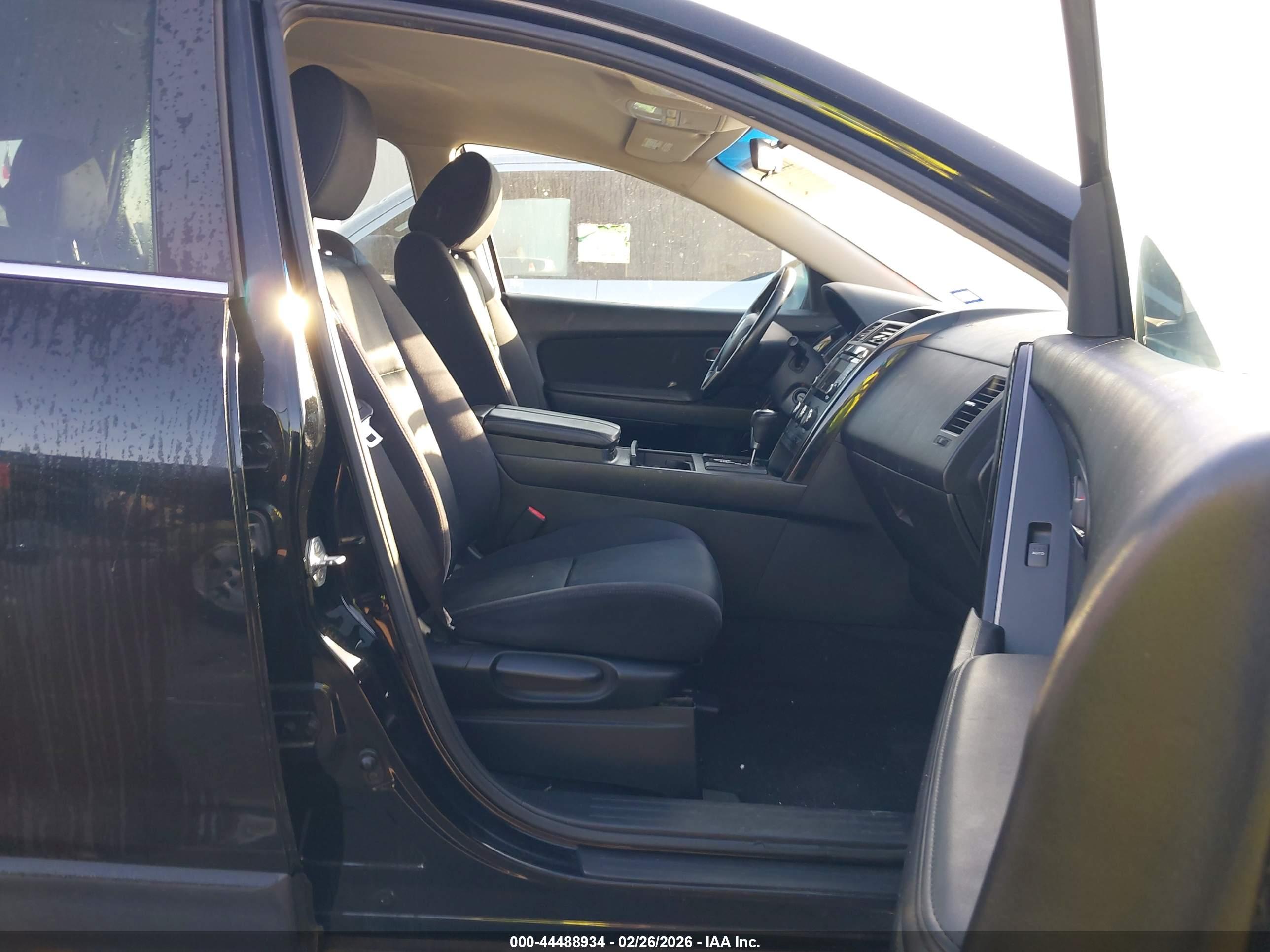 MAZDA CX-9 image 5