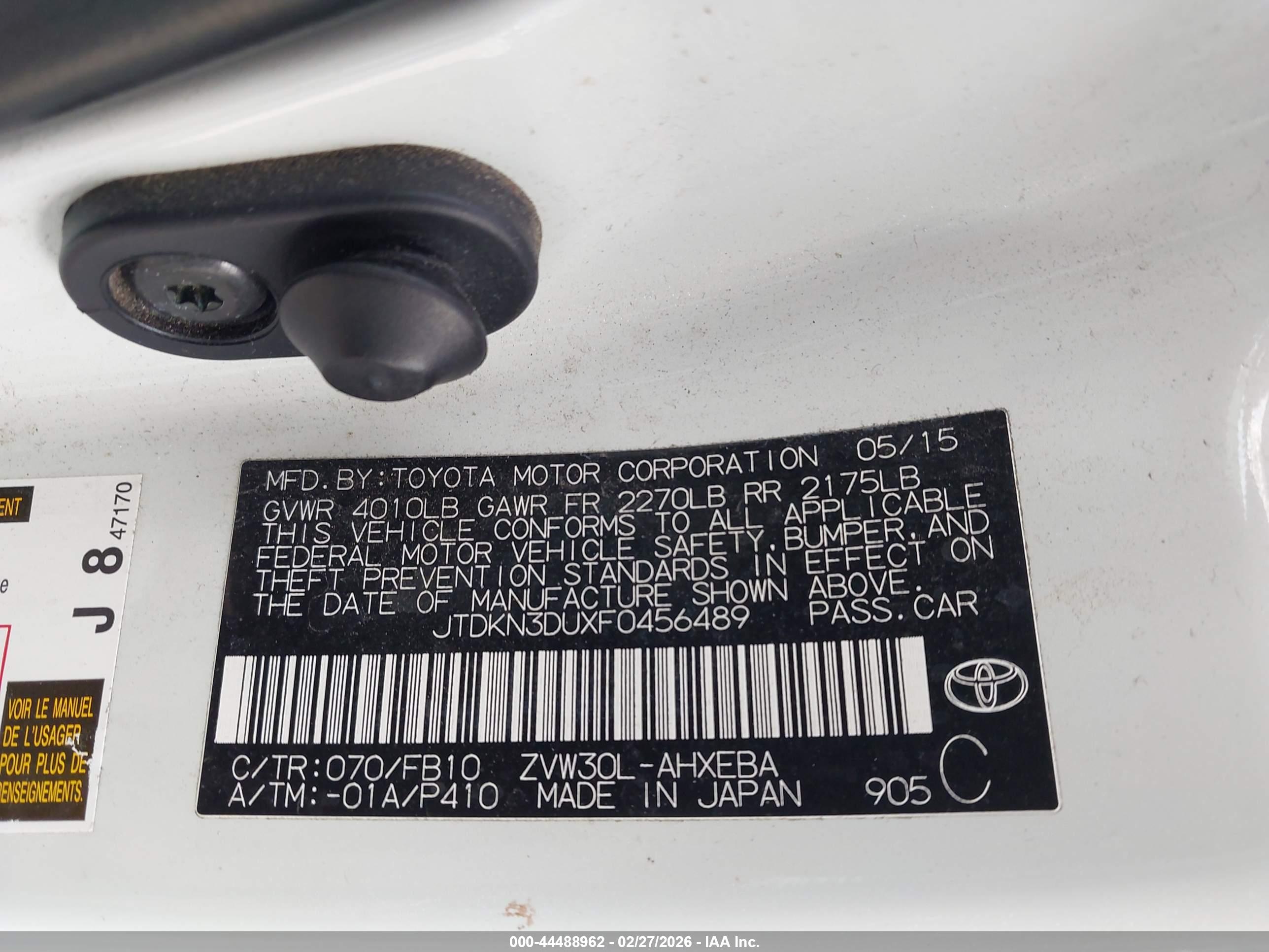 TOYOTA PRIUS image 9