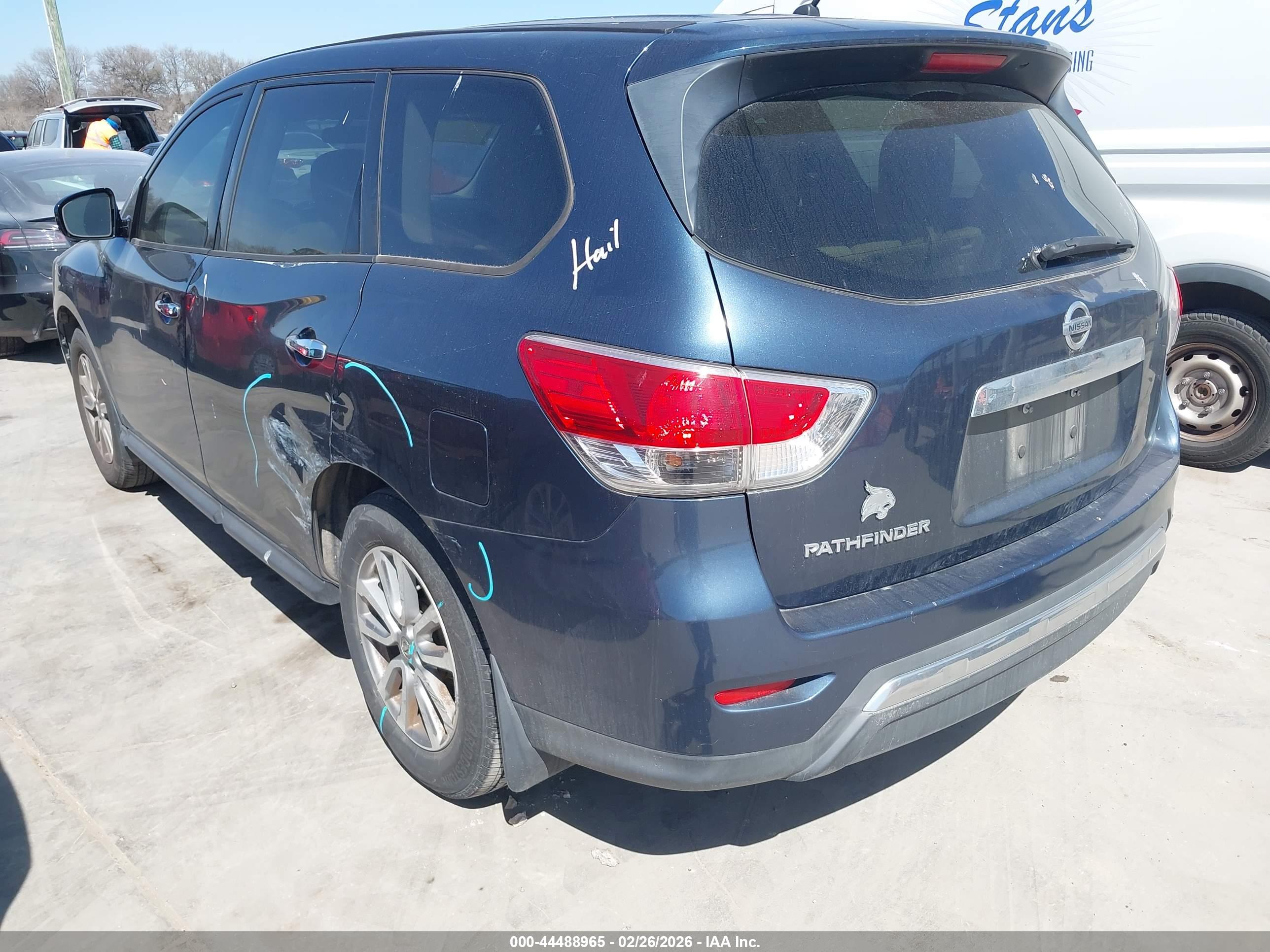 NISSAN PATHFINDER image 3