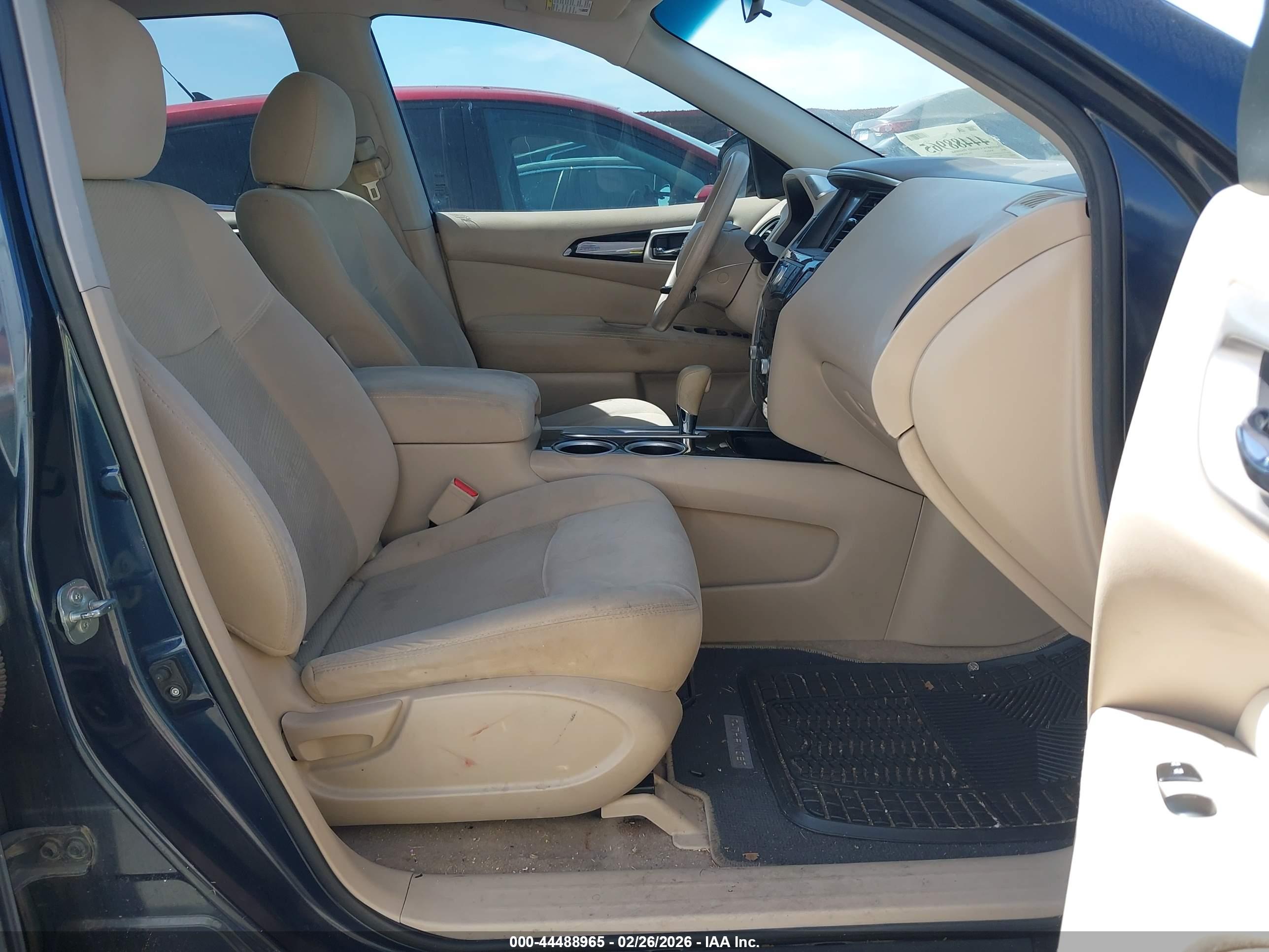 NISSAN PATHFINDER image 5